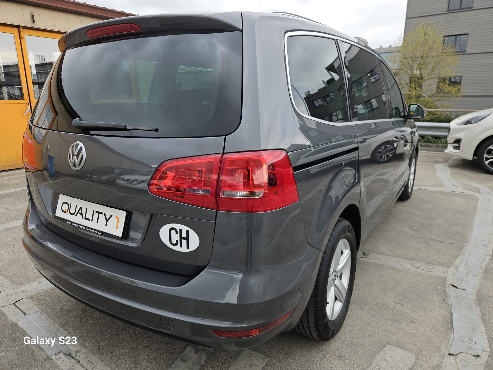 VW Sharan 2.0 TDI BlueMotion Technology Comfortline-showroom-element-3