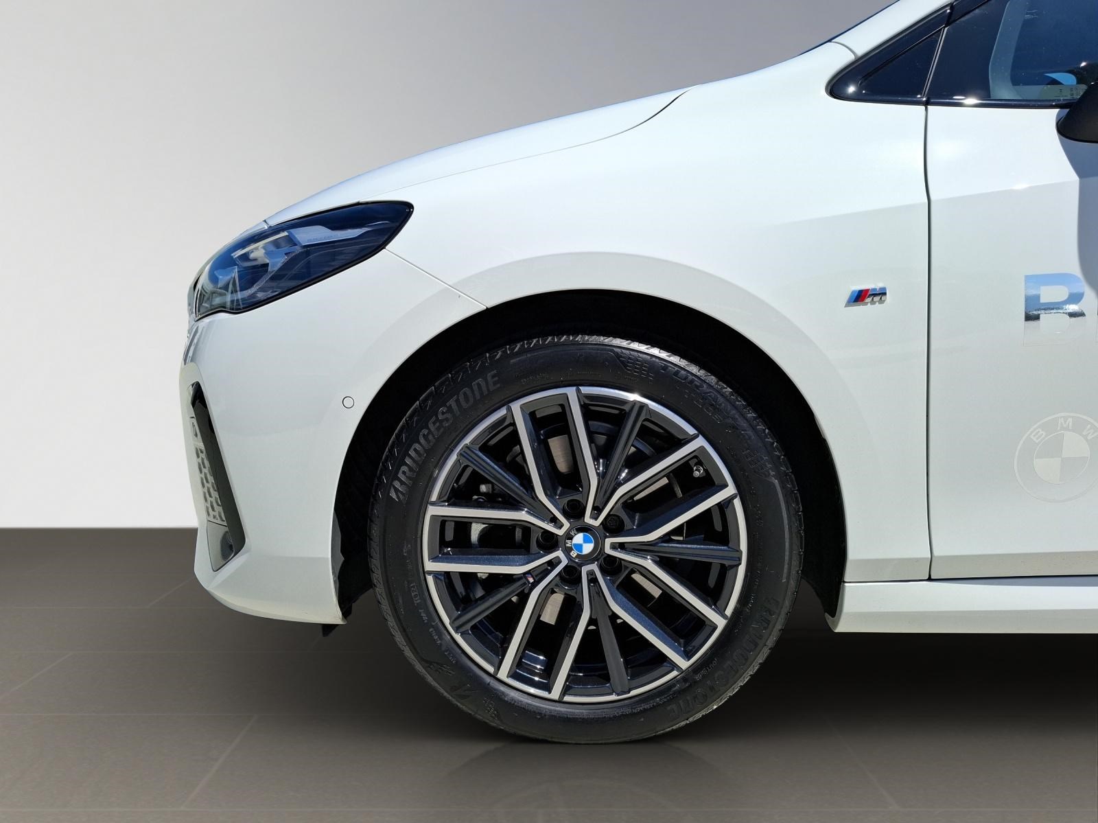 BMW 223 Active Tourer 223i xDrive SDKG Active Tourer-showroom-element-2