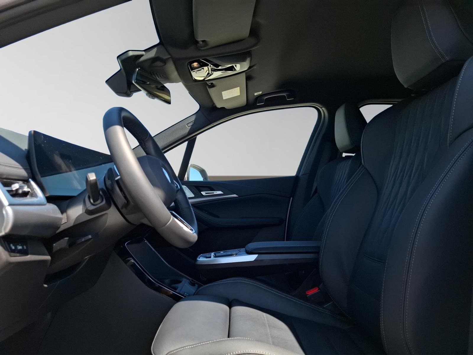 BMW 223 Active Tourer 223i xDrive SDKG Active Tourer-showroom-element-3
