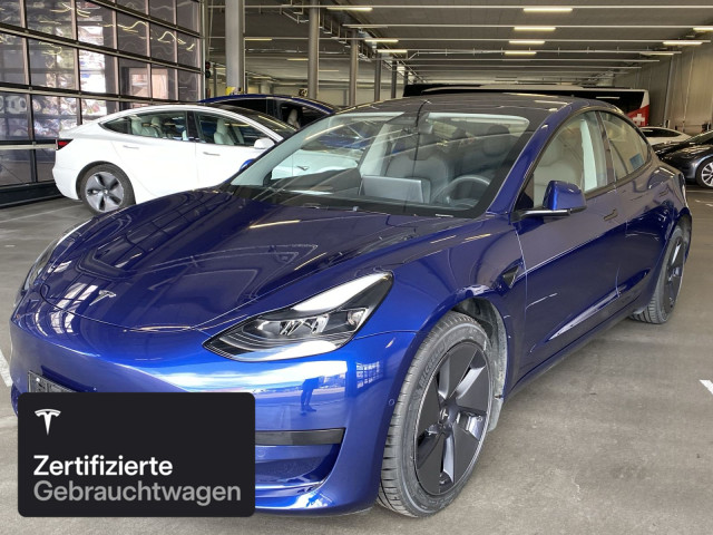 TESLA Model 3 Rear-Wheel Drive-showroom-element-2