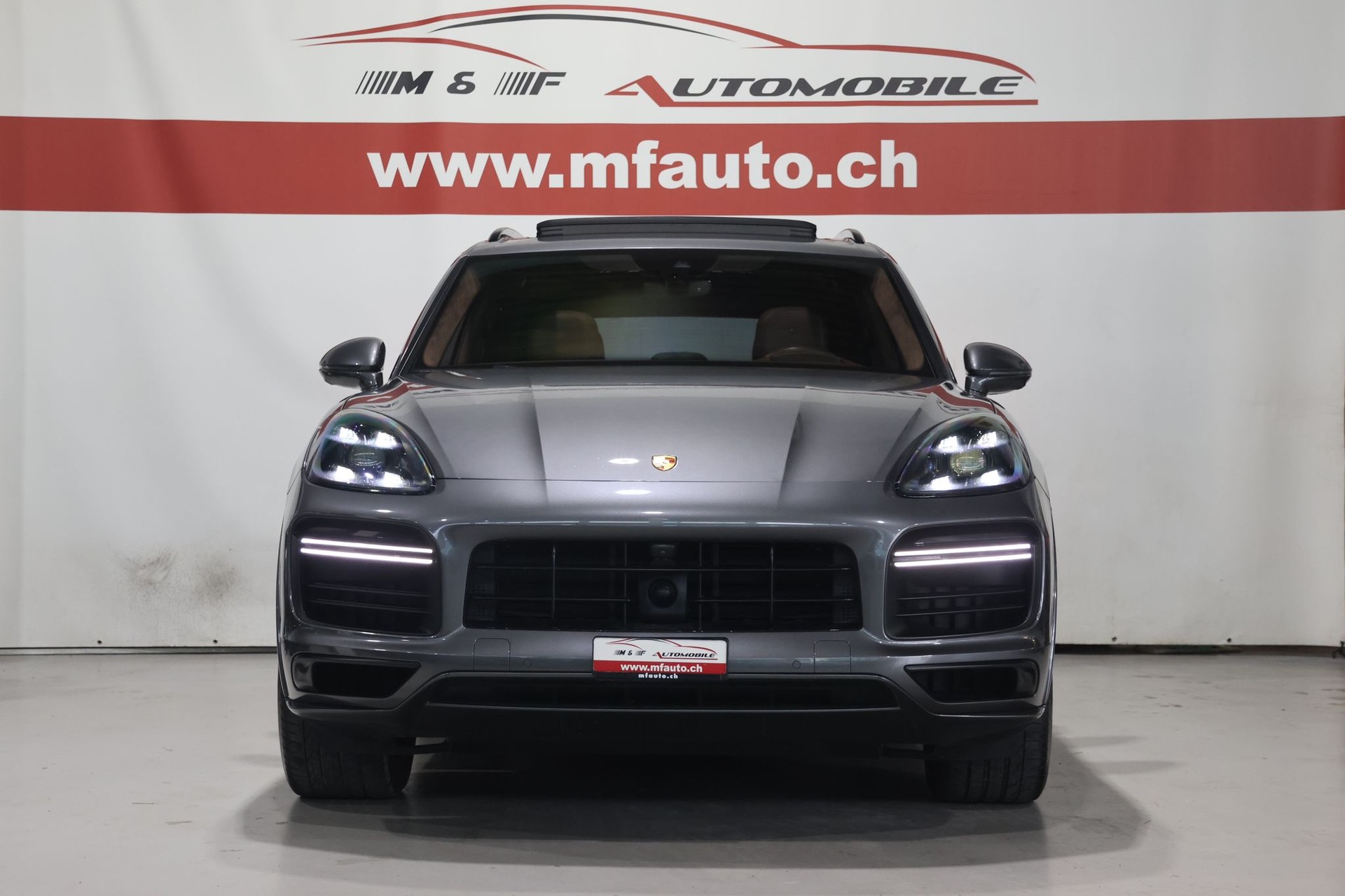 PORSCHE Cayenne 4.0 V8 Turbo*CH-FAHRZEUG*-showroom-element-2