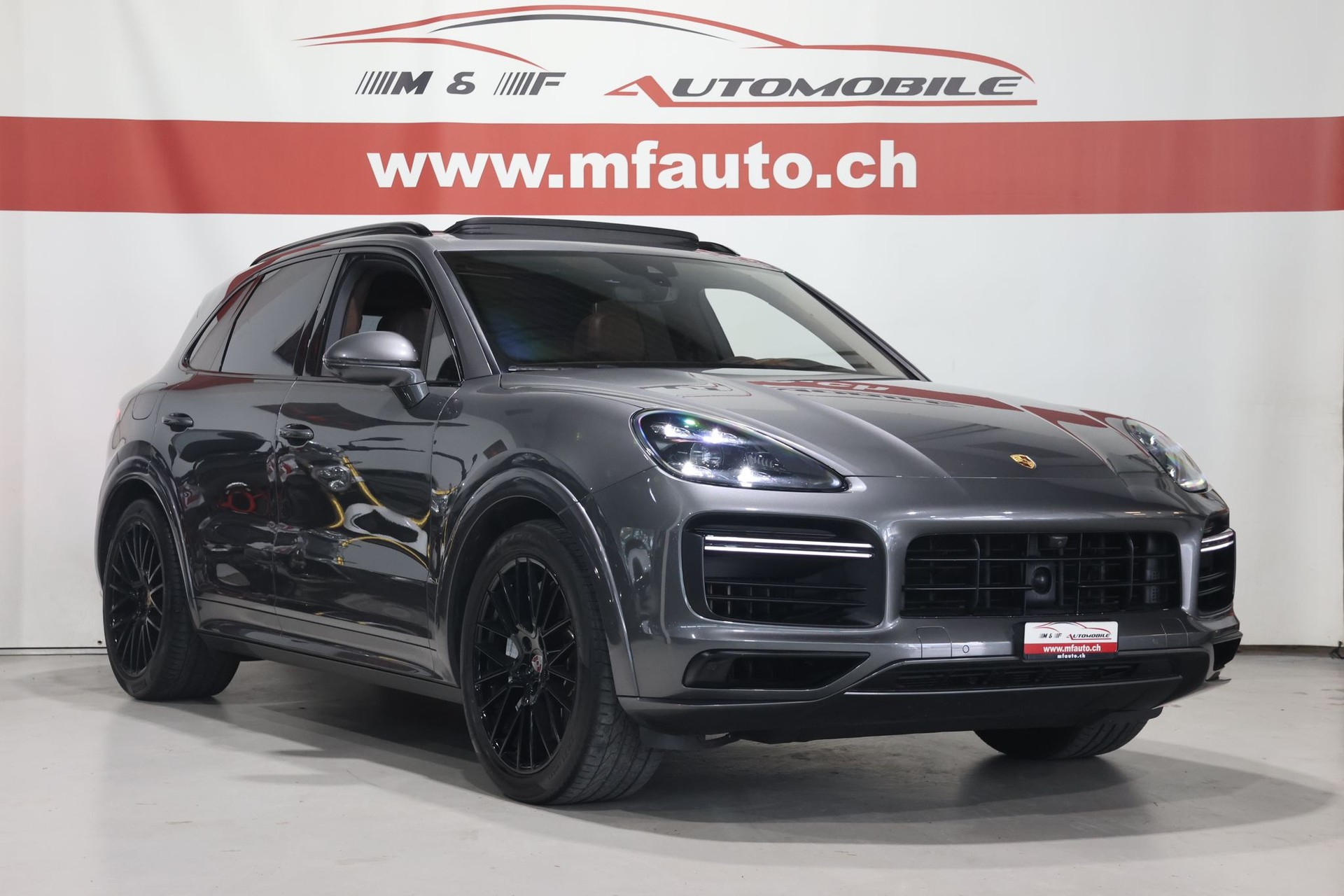 PORSCHE Cayenne 4.0 V8 Turbo*CH-FAHRZEUG*-showroom-element-3
