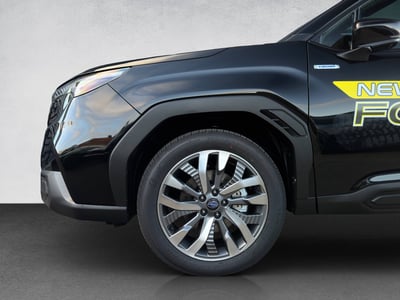 Subaru Forester Station 2.0i E-Boxer Luxury - Bild 3