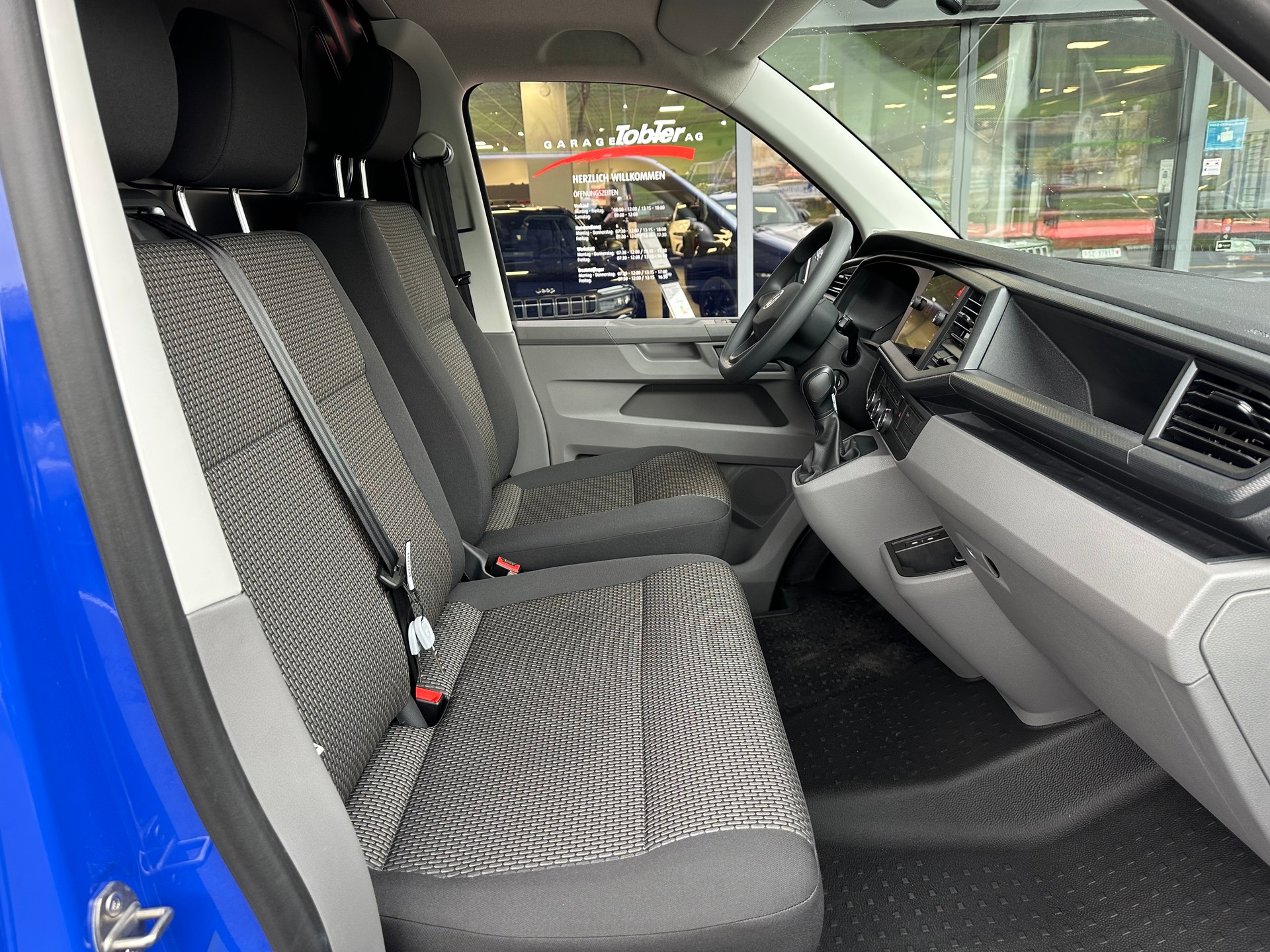 VW T6.1 2.0 TDI DSG-image-6