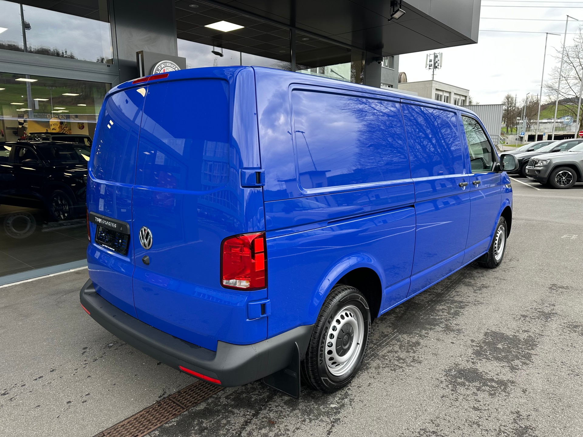 VW T6.1 2.0 TDI DSG-image-11