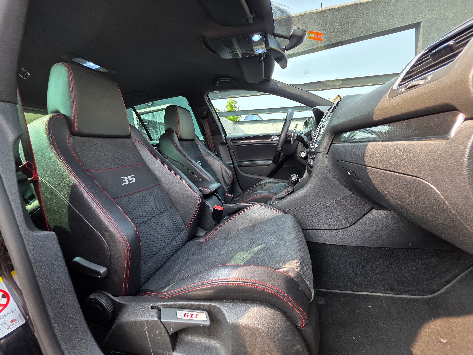 VW Golf 2.0 TSI GTI Edition 35 DSG 235PS-image-10