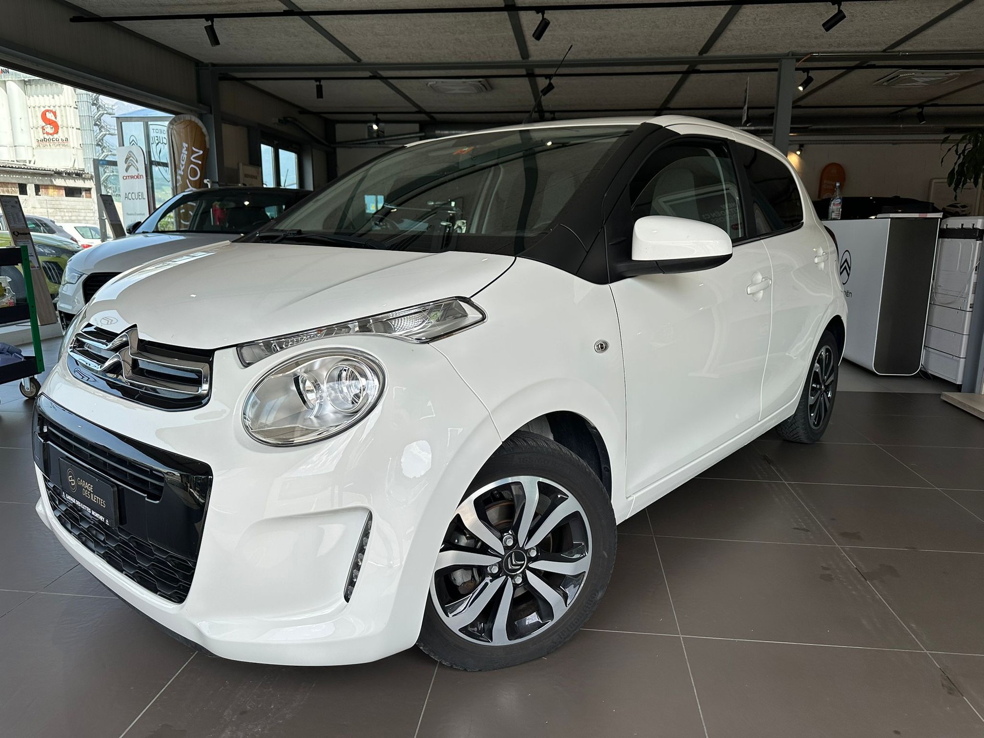 CITROEN C1 1.0 VTi ETG5 Shine