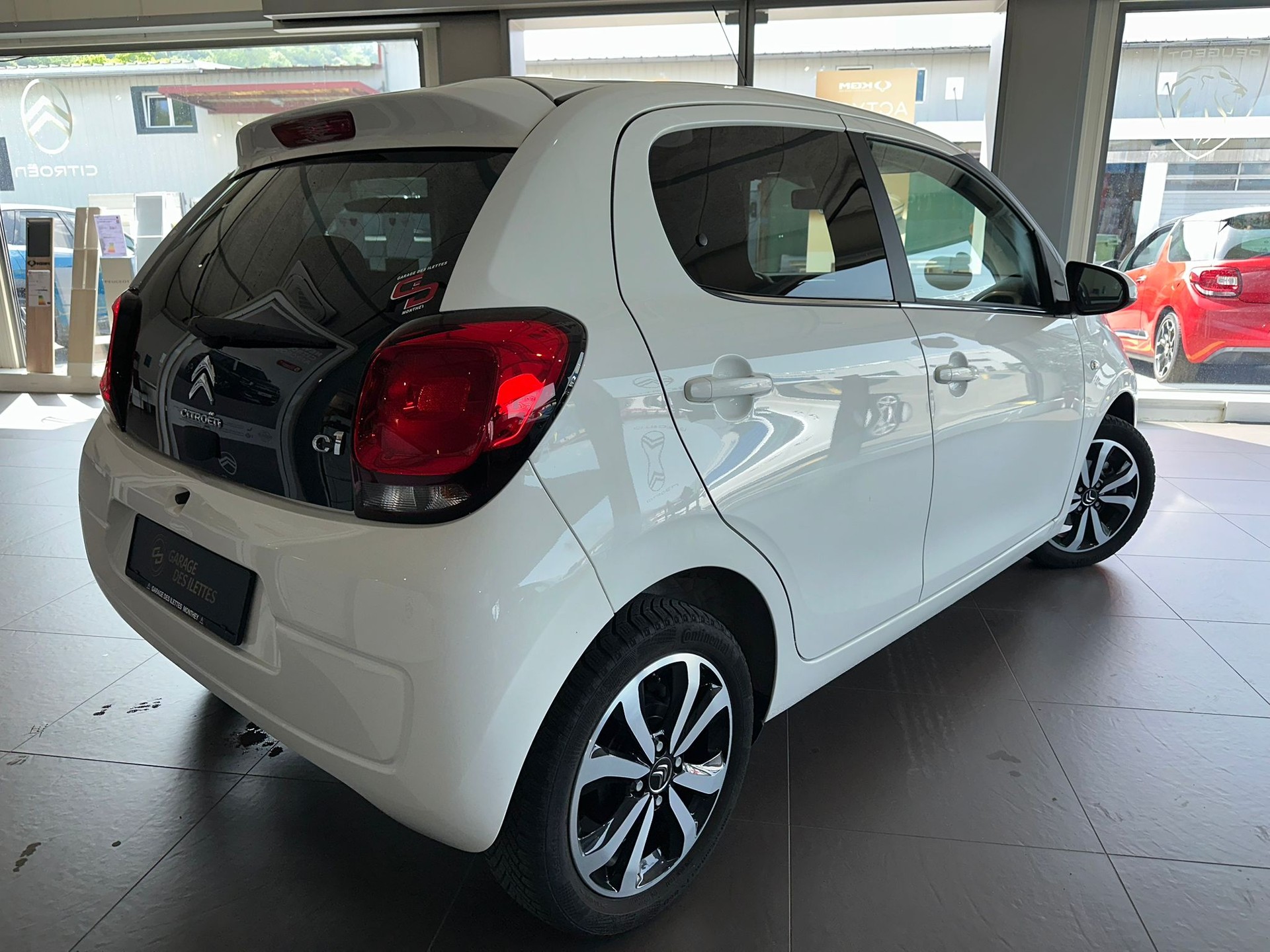 CITROEN C1 1.0 VTi ETG5 Shine-showroom-element-2