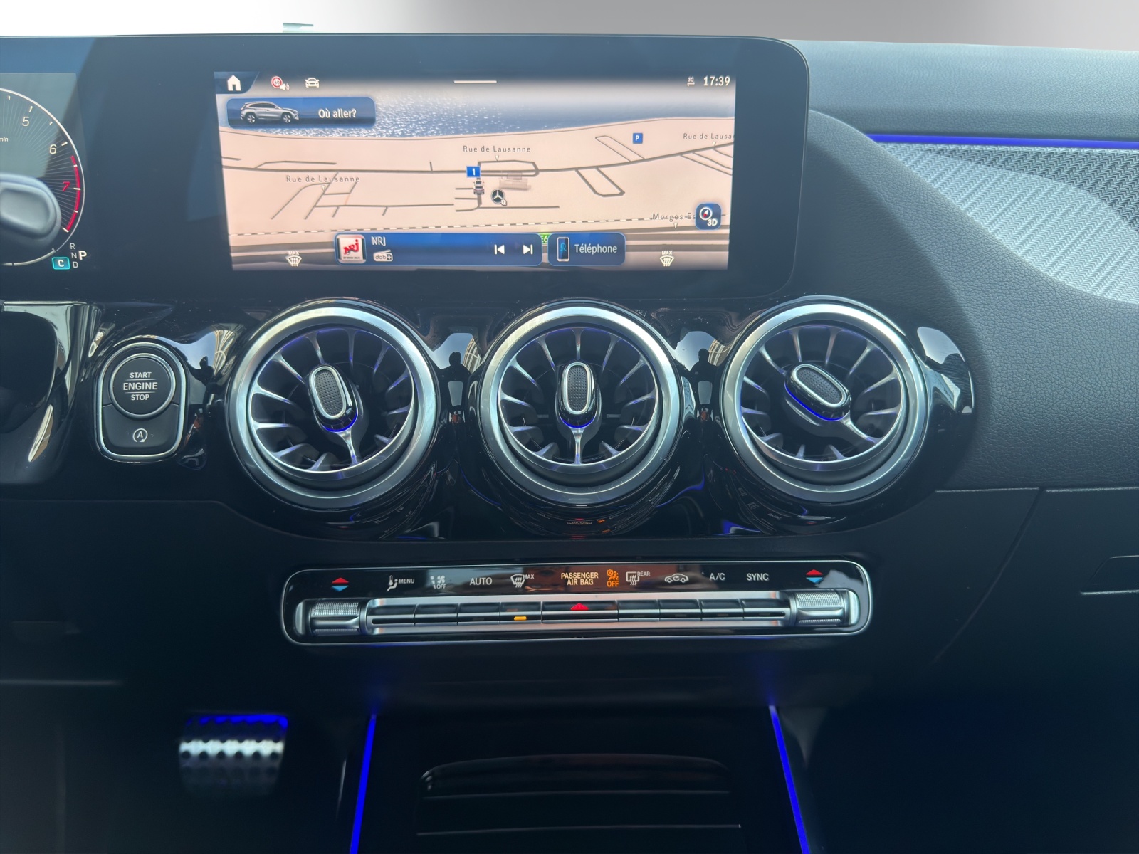 Image MERCEDES-BENZ GLA-220 GLA 220 4Matic 8G-DCT