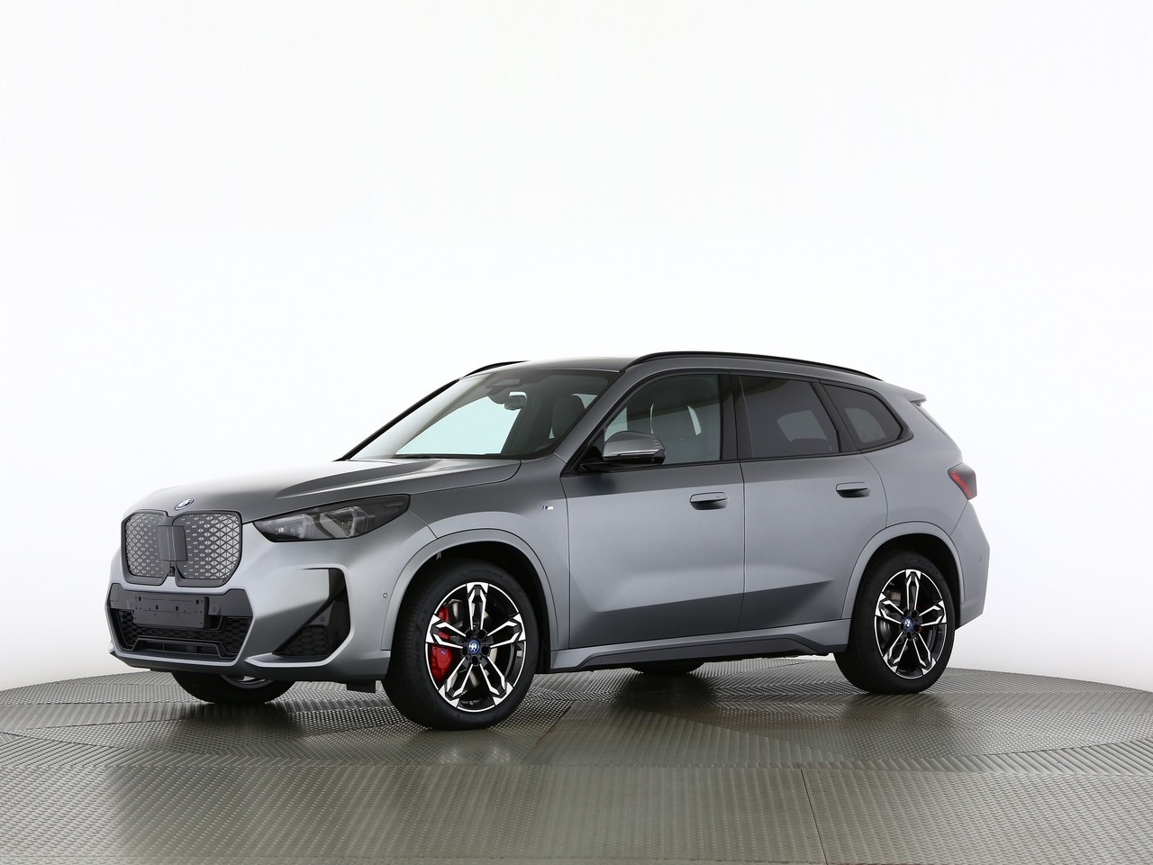 BMW iX1 xDrive 30 M Sport Pro-showroom-element-2