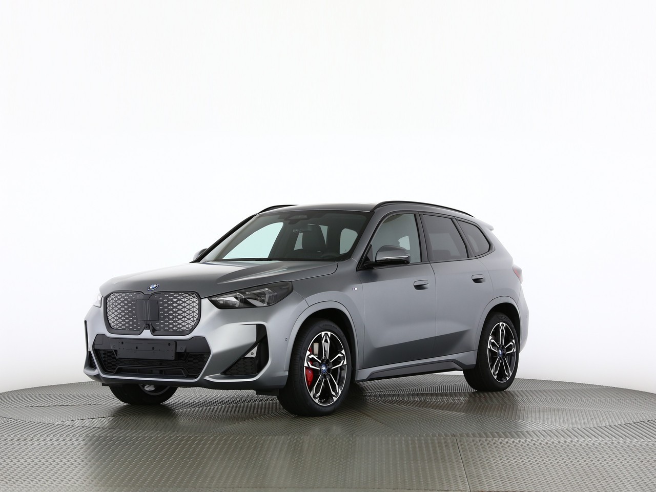 BMW iX1 xDrive 30 M Sport Pro-showroom-element-1