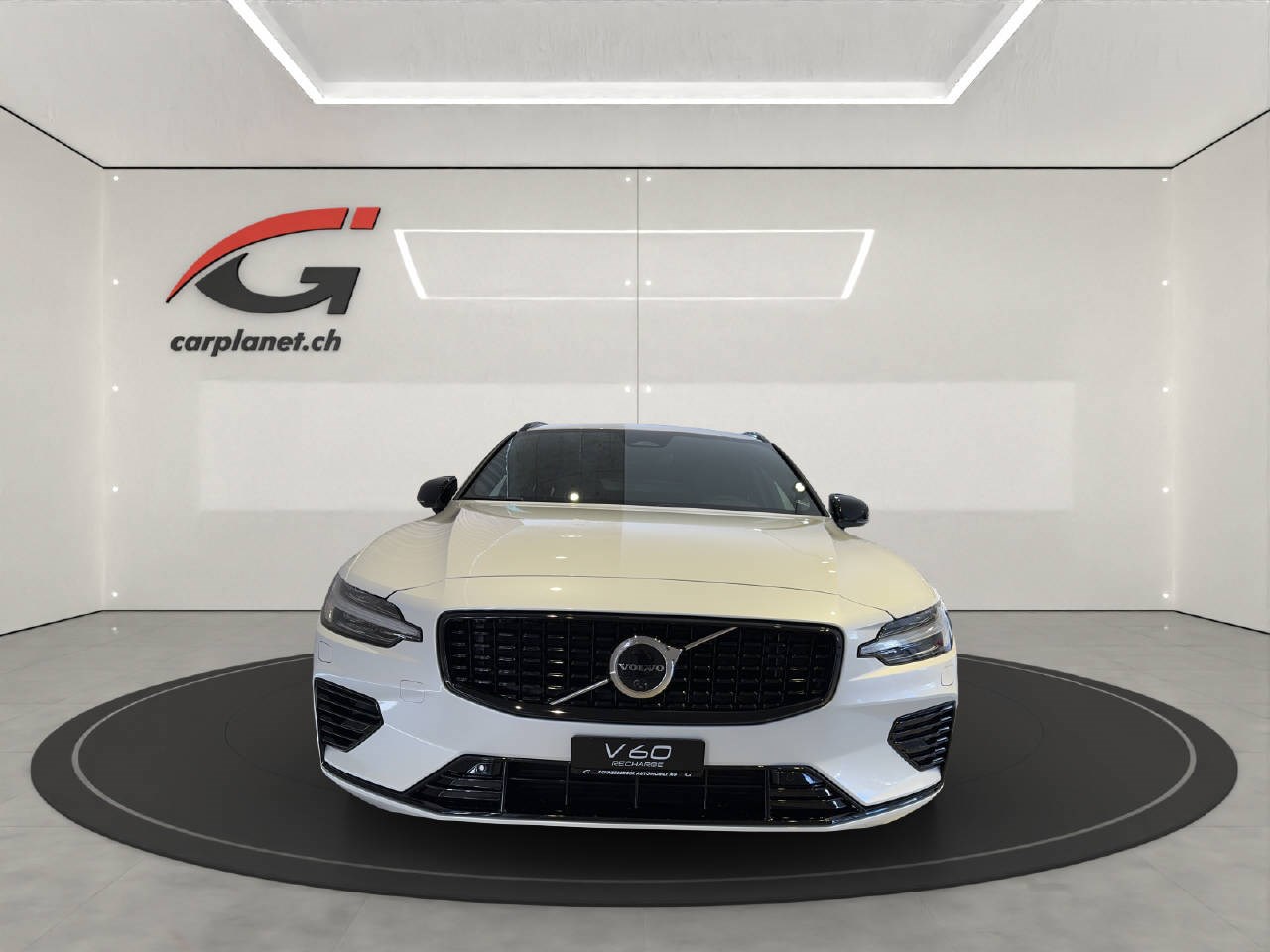 VOLVO V60 2.0 T6 TE Ultra Dark eAWD-showroom-element-3