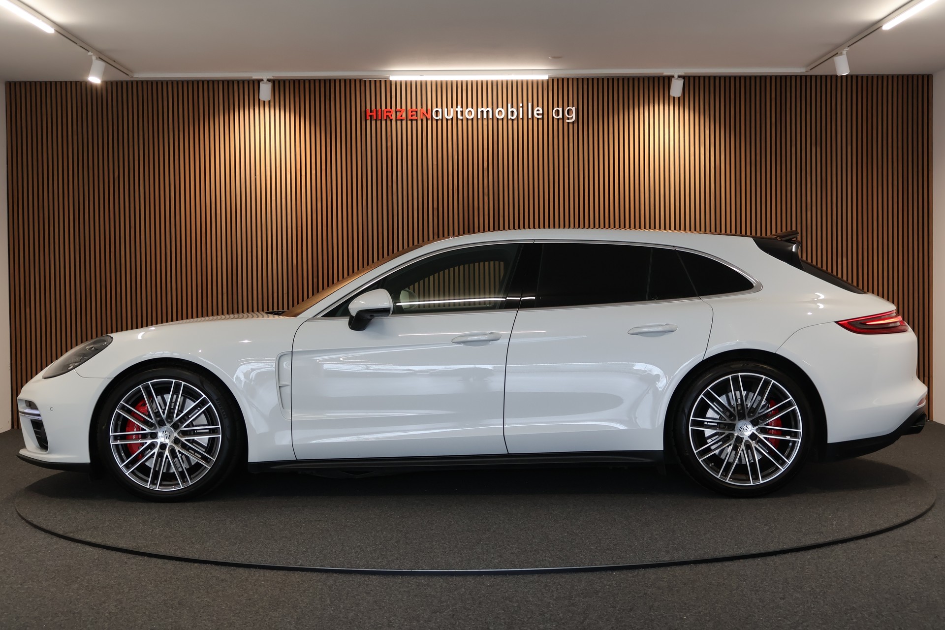 PORSCHE Panamera Turbo Sport Turismo PDK-showroom-element-1