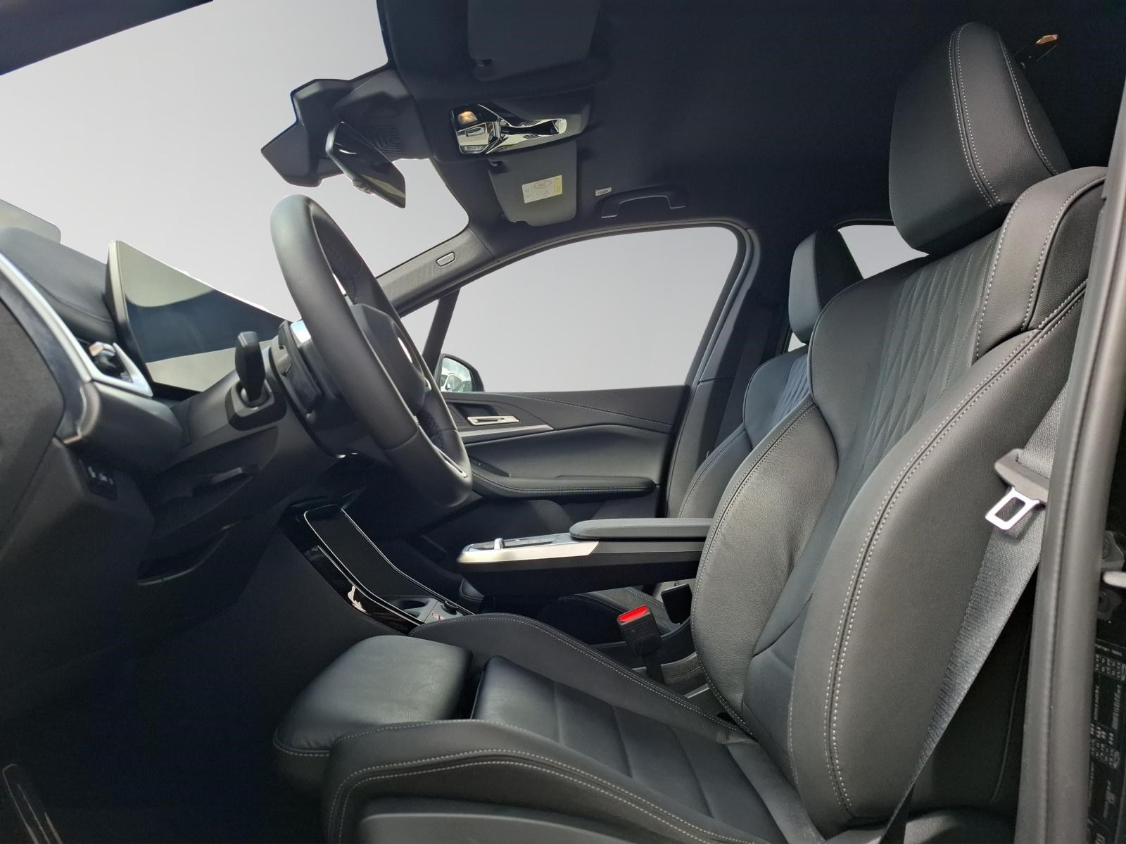 BMW 223 Active Tourer 223i xDrive SDKG Active Tourer-showroom-element-3