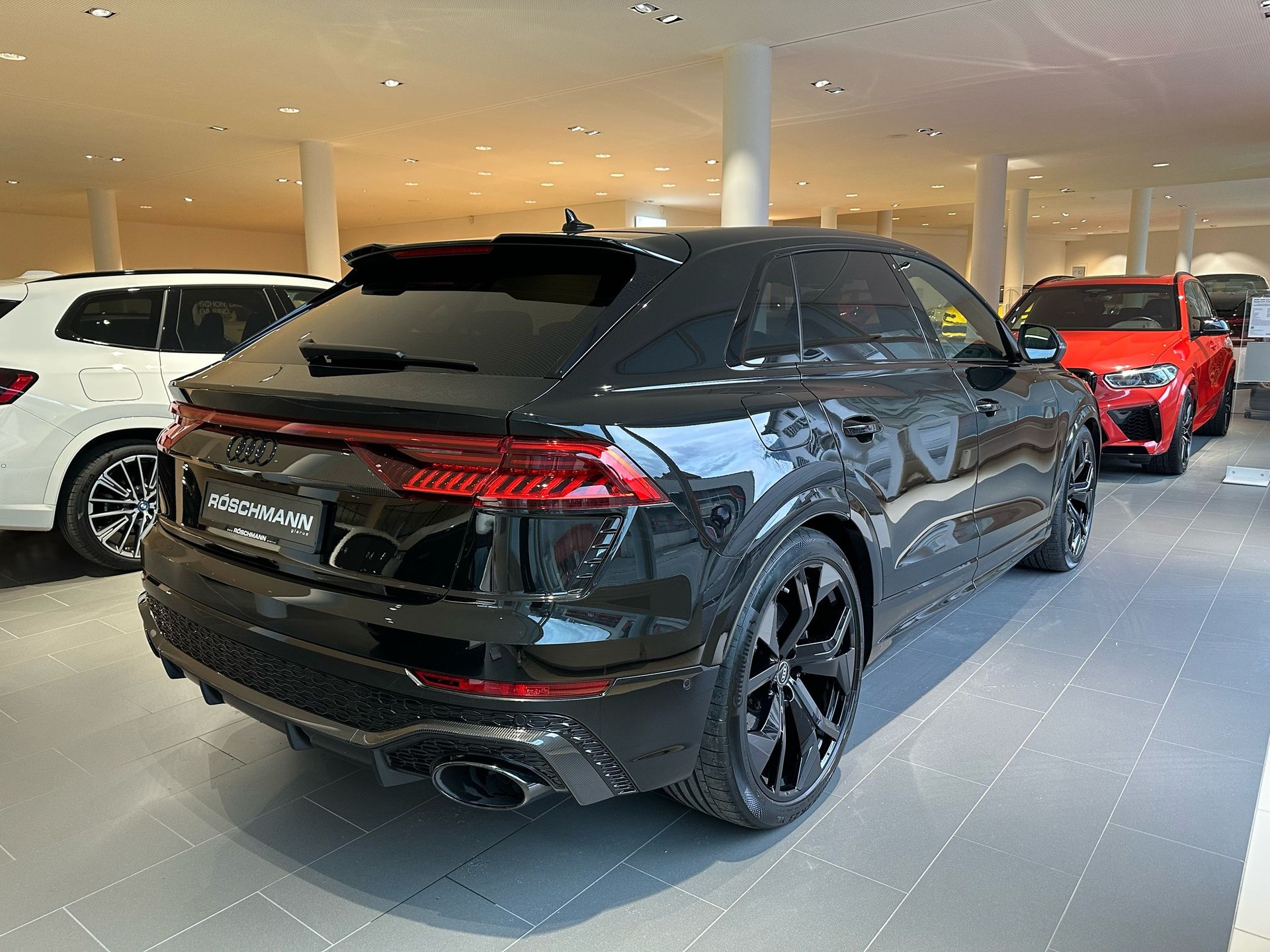 AUDI RSQ8 quattro tiptronic-image-4