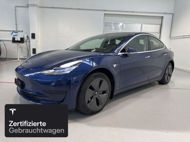 TESLA Model 3 Rear-Wheel Drive