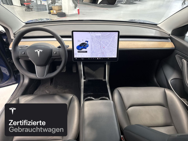 TESLA Model 3 Rear-Wheel Drive-showroom-element-1