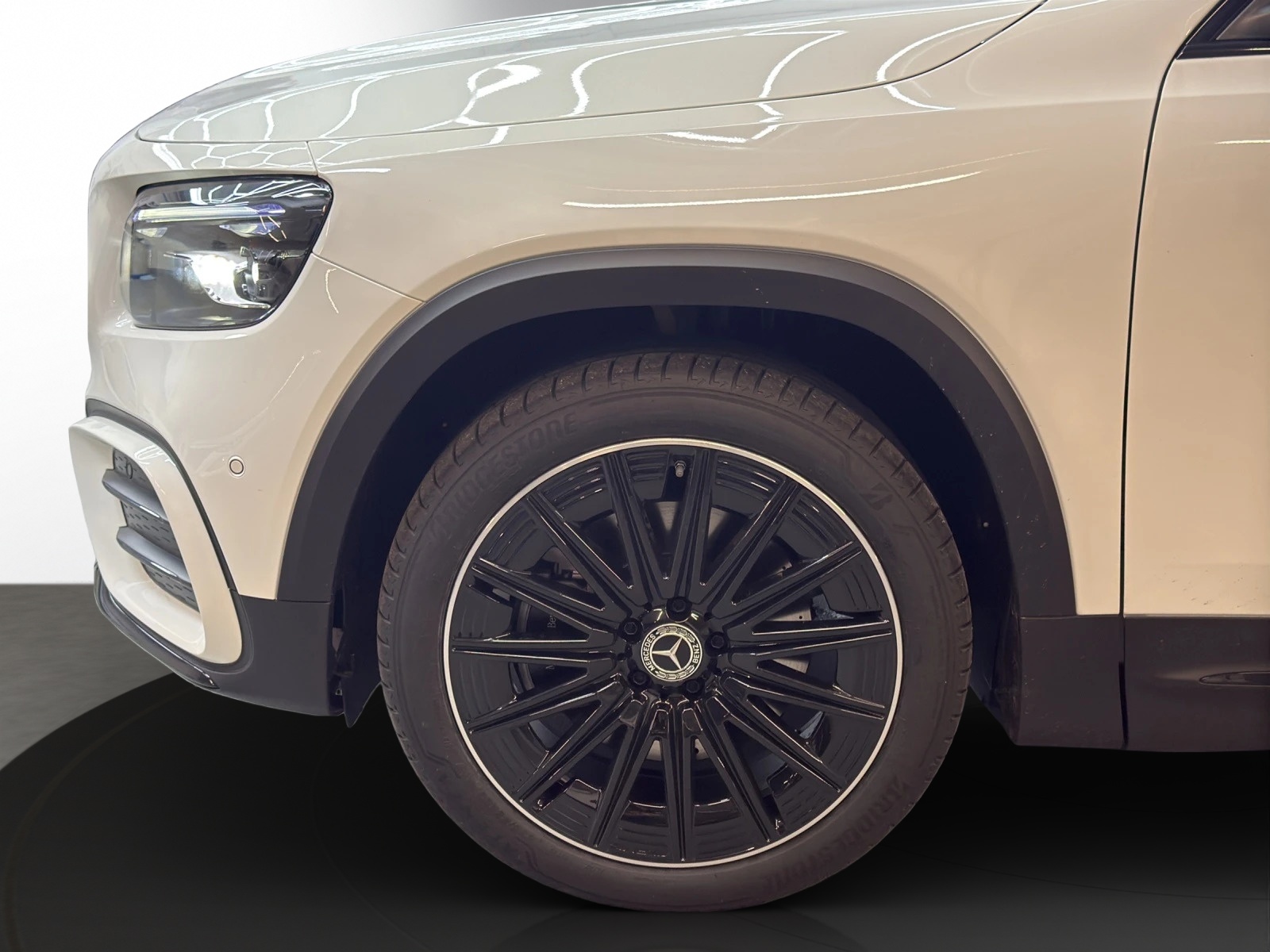 Image MERCEDES-BENZ GLB-250 GLB 250 4Matic 8G-Tronic