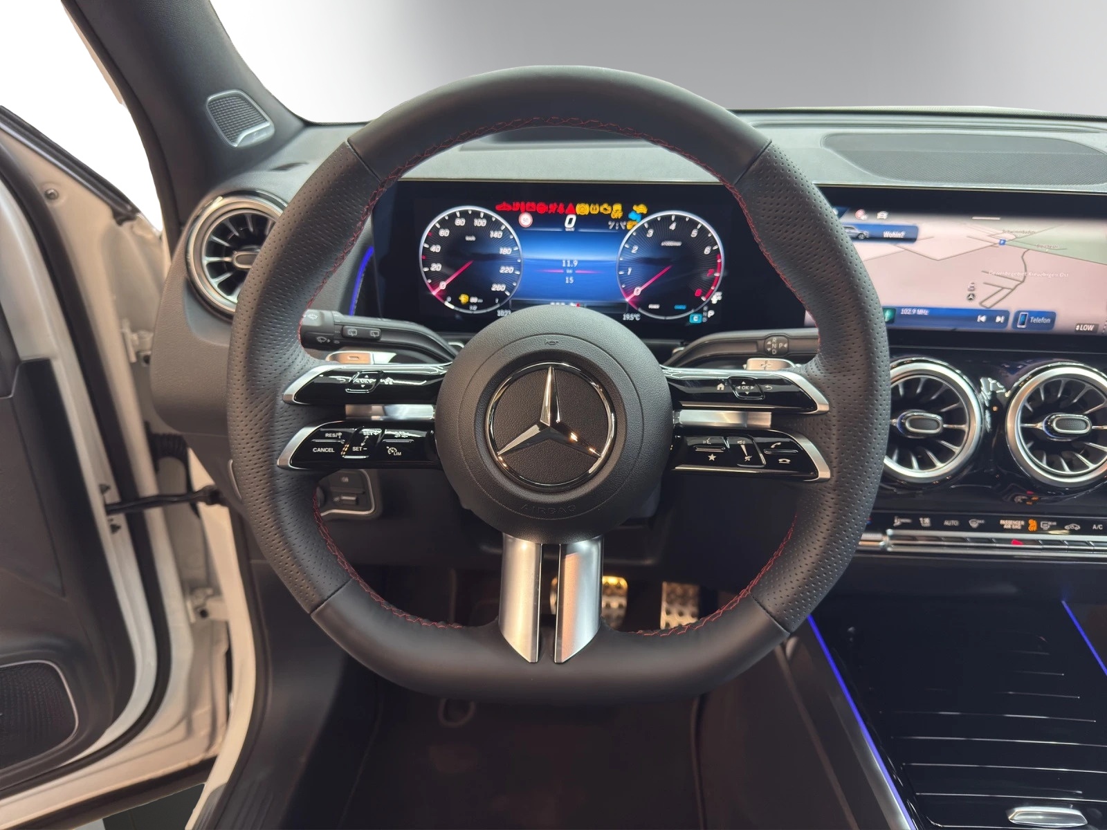 Image MERCEDES-BENZ GLB-250 GLB 250 4Matic 8G-Tronic