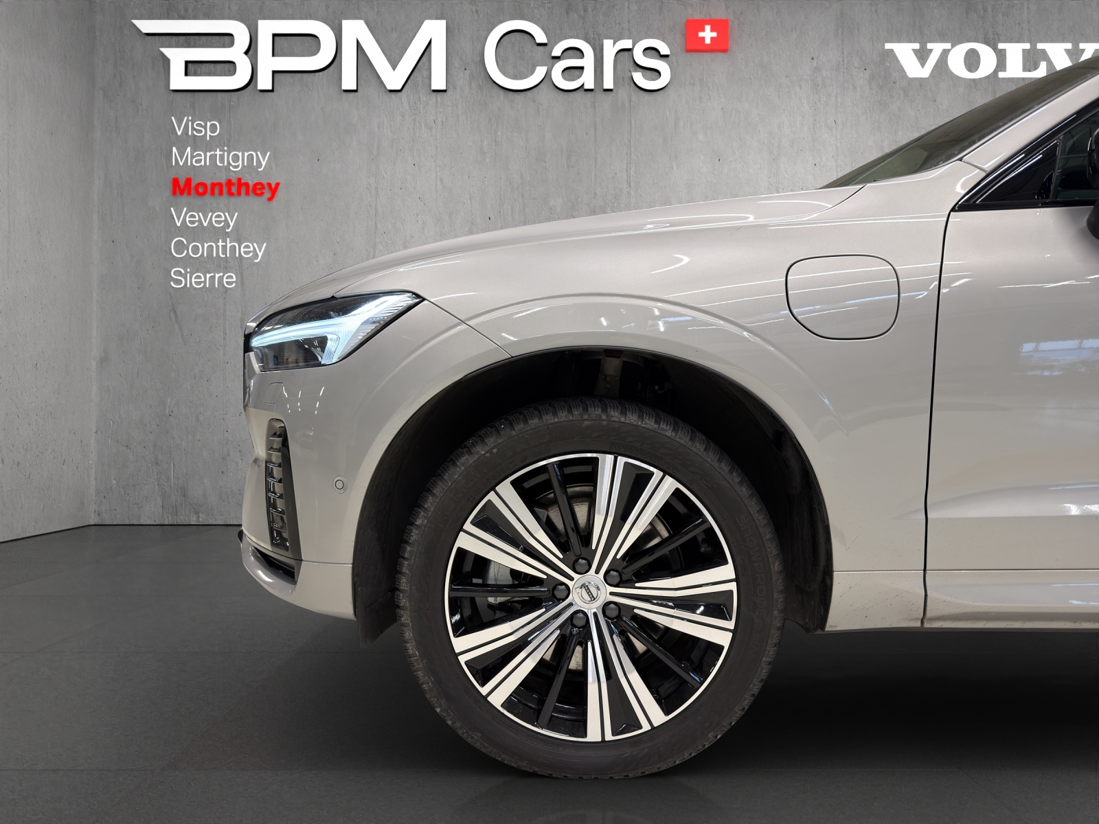 Image VOLVO XC60 XC60 T6 eAWD PluginHybrid Ultra Dark Geartronic