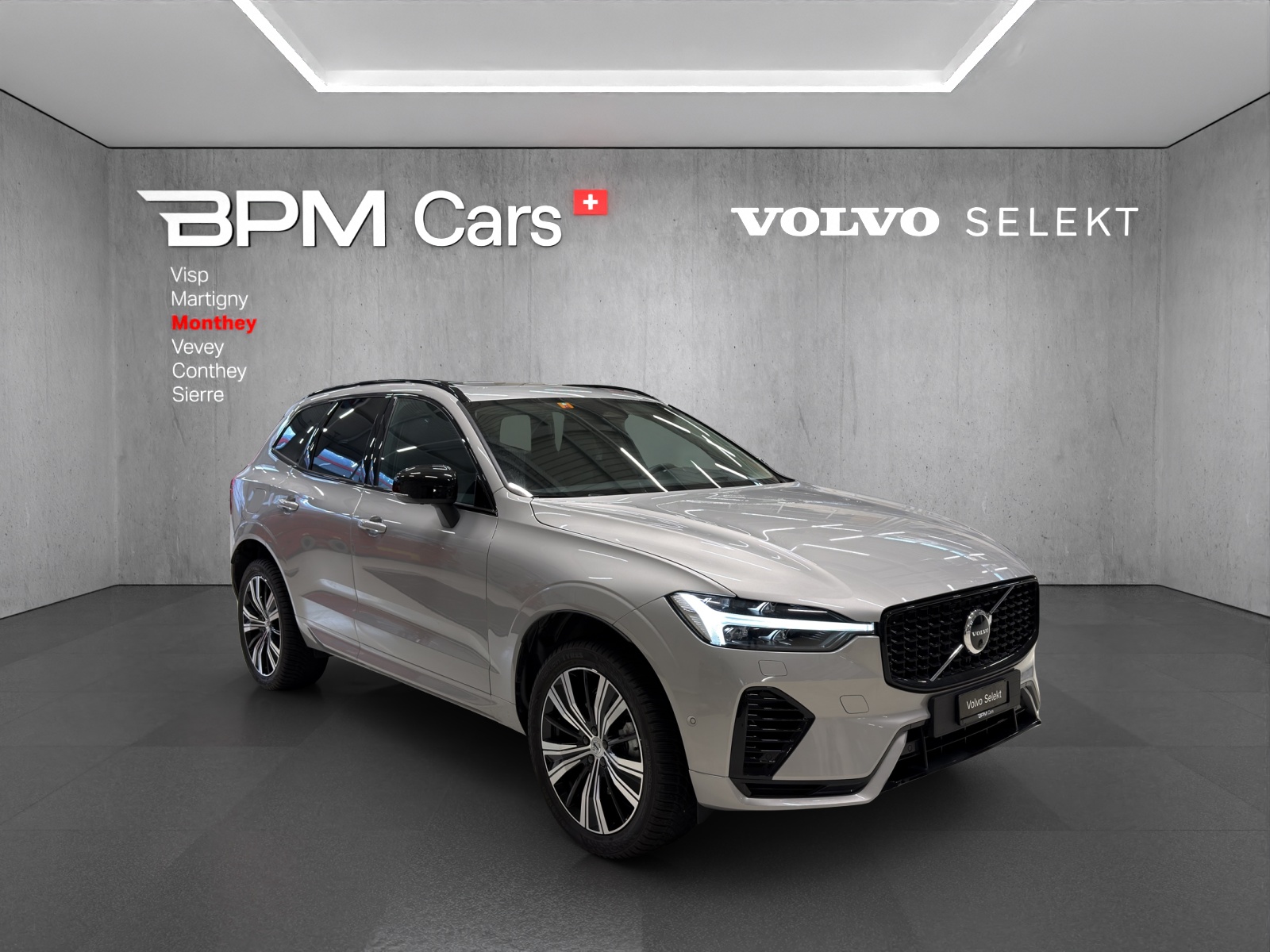 Image VOLVO XC60 XC60 T6 eAWD PluginHybrid Ultra Dark Geartronic