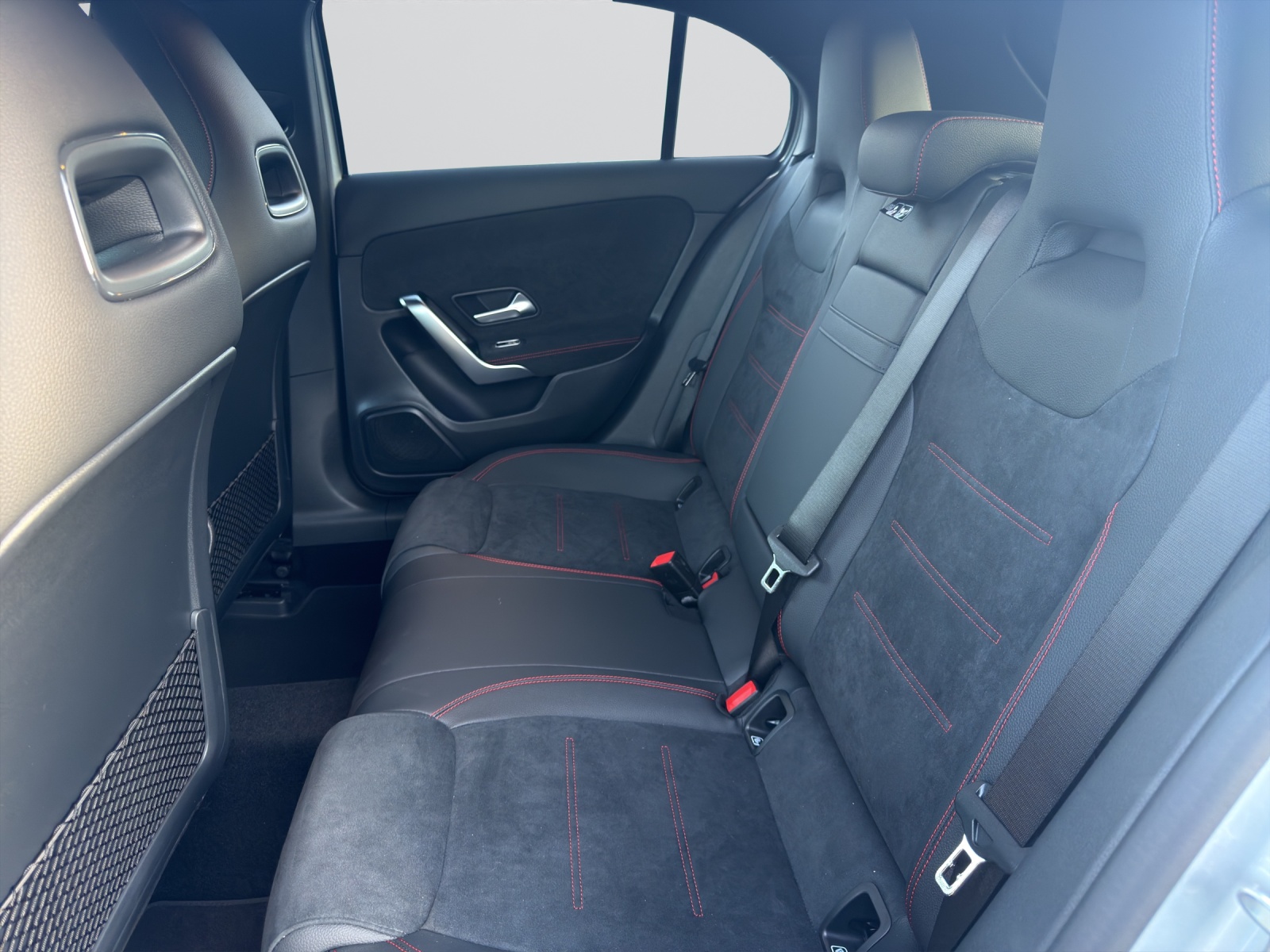 Image MERCEDES-BENZ A-200 A 200 Night Star 7G-DCT