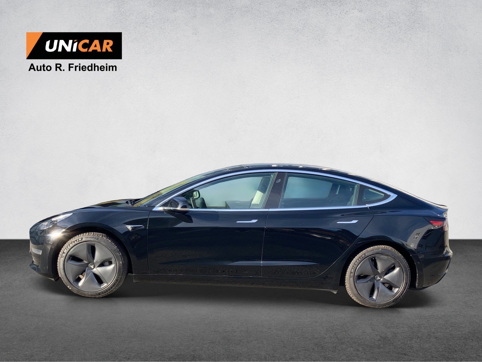 TESLA Model 3 Long Range Dual Motor AWD-image-9