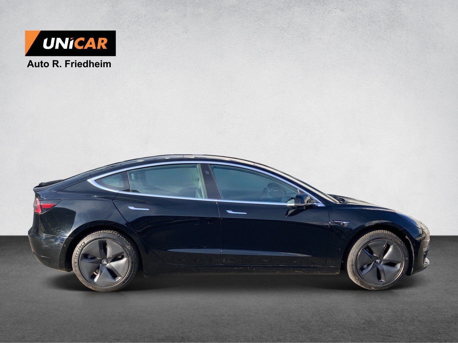 TESLA Model 3 Long Range Dual Motor AWD-image-10