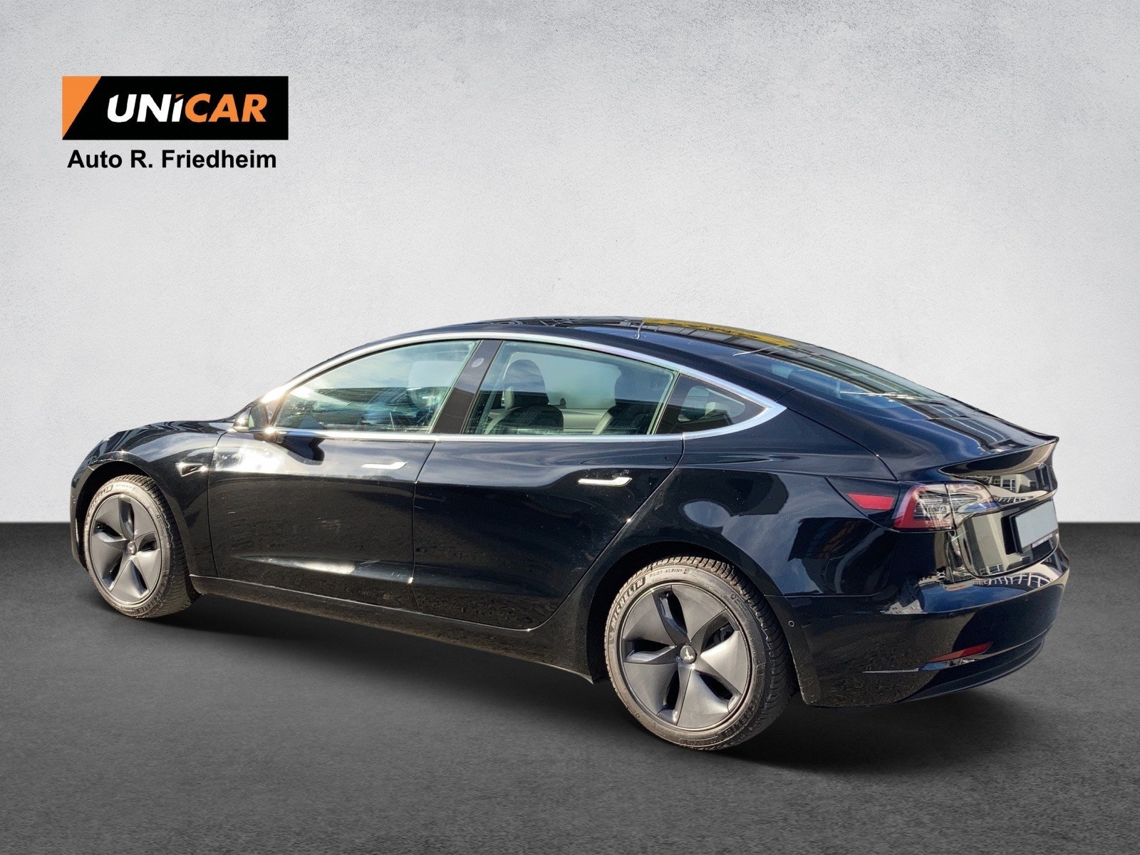 TESLA Model 3 Long Range Dual Motor AWD-image-13