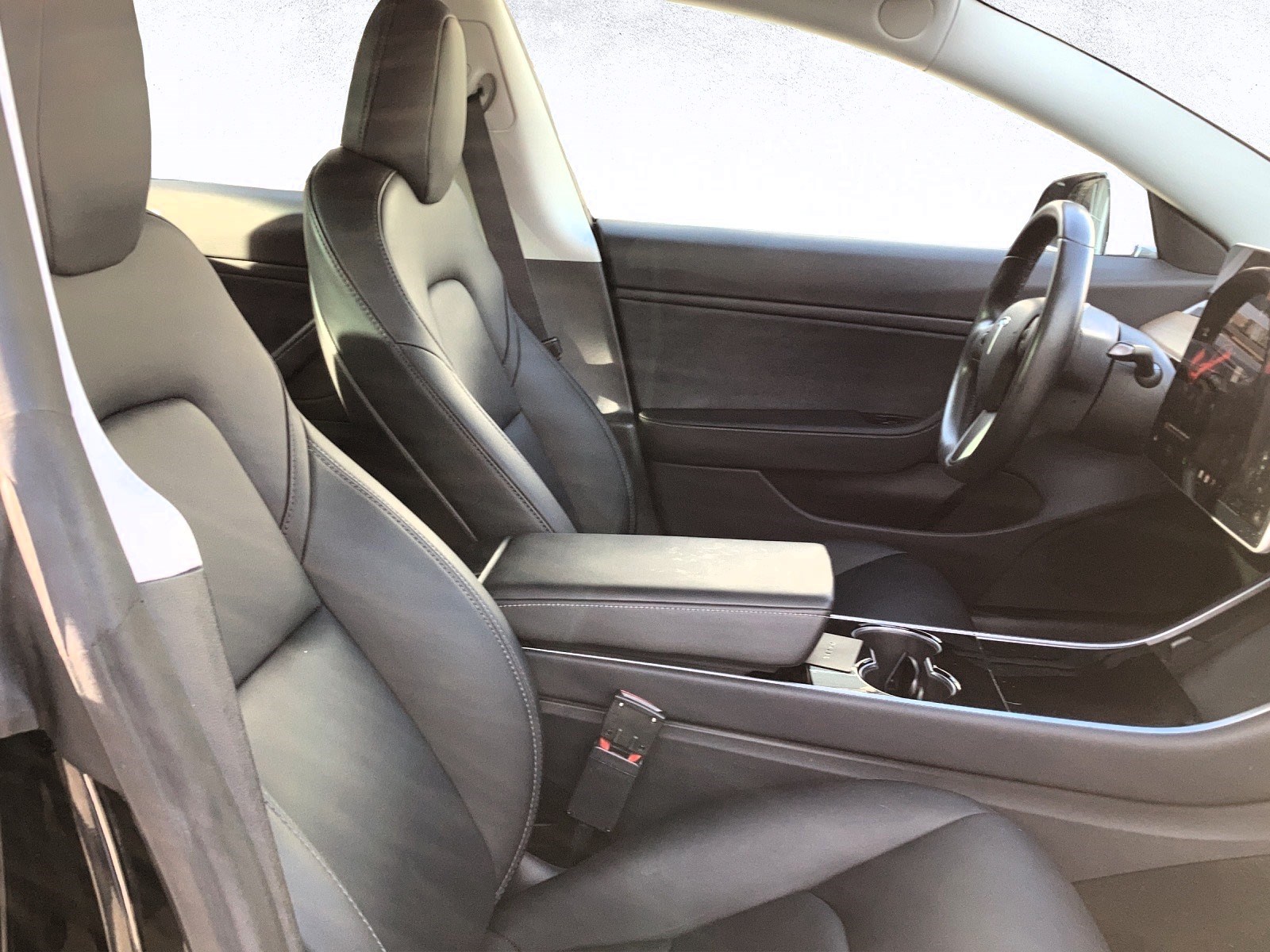 TESLA Model 3 Long Range Dual Motor AWD-image-5