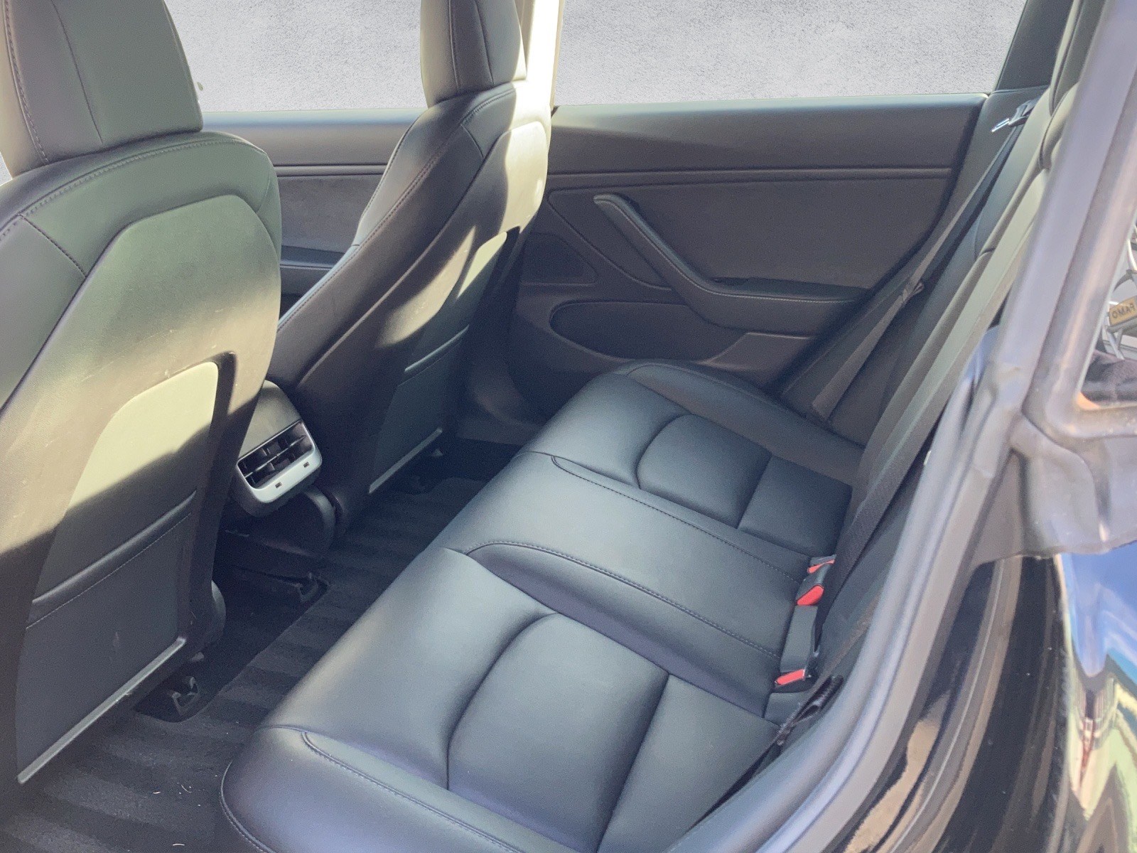 TESLA Model 3 Long Range Dual Motor AWD-image-6