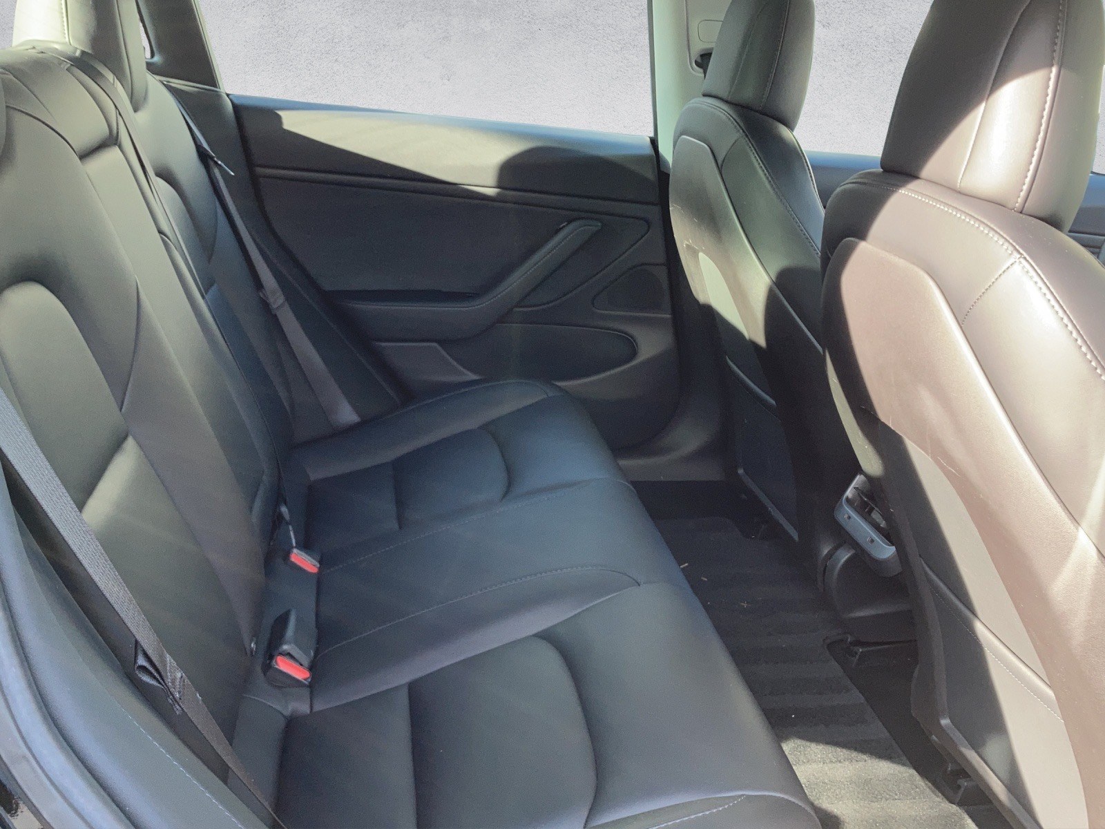 TESLA Model 3 Long Range Dual Motor AWD-image-7