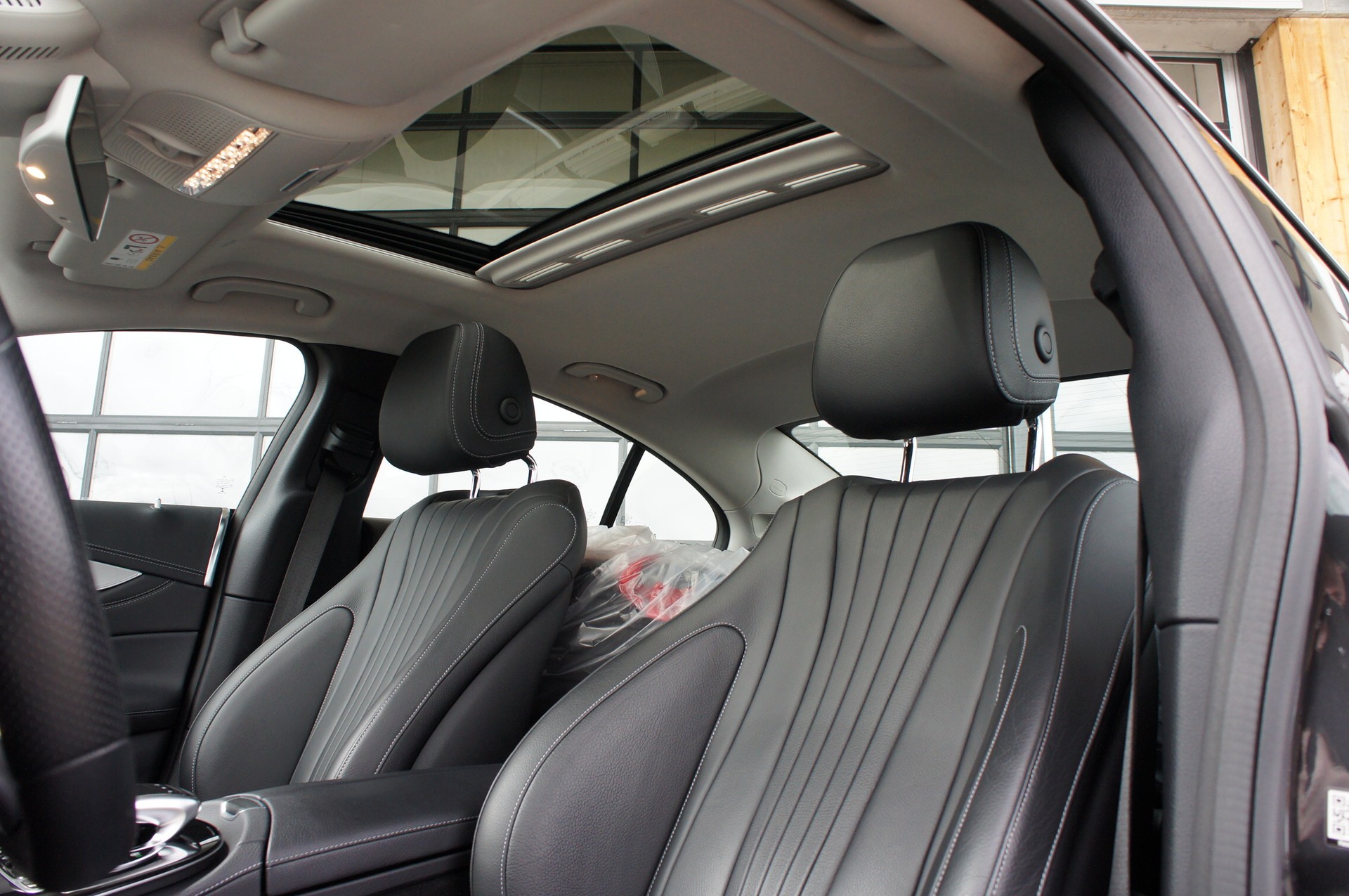 MERCEDES-BENZ CLS 350 d AMG Line 4Matic 9G-Tronic-image-14