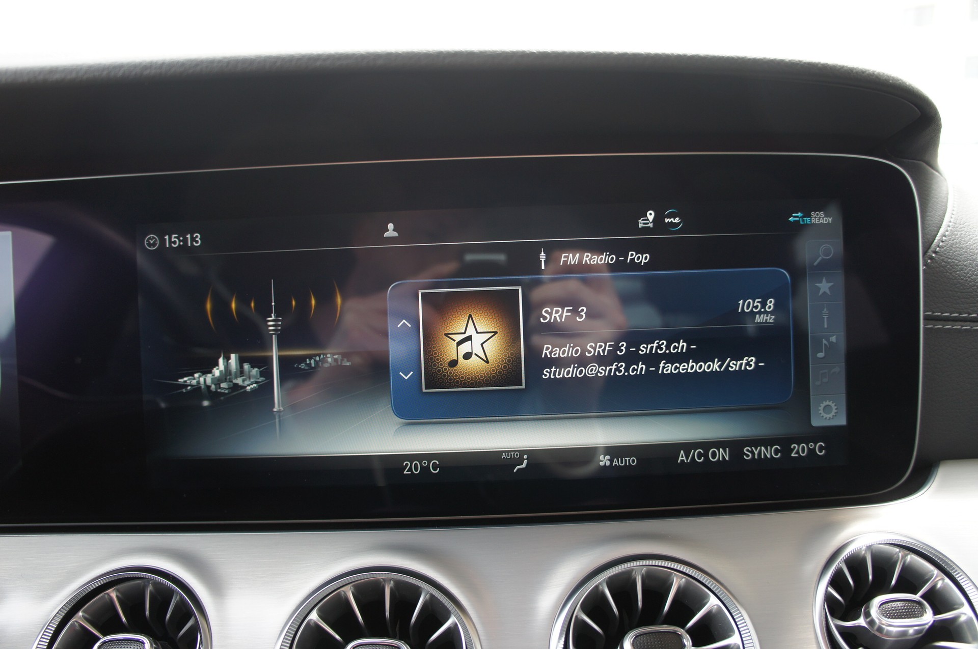 MERCEDES-BENZ CLS 350 d AMG Line 4Matic 9G-Tronic-image-17