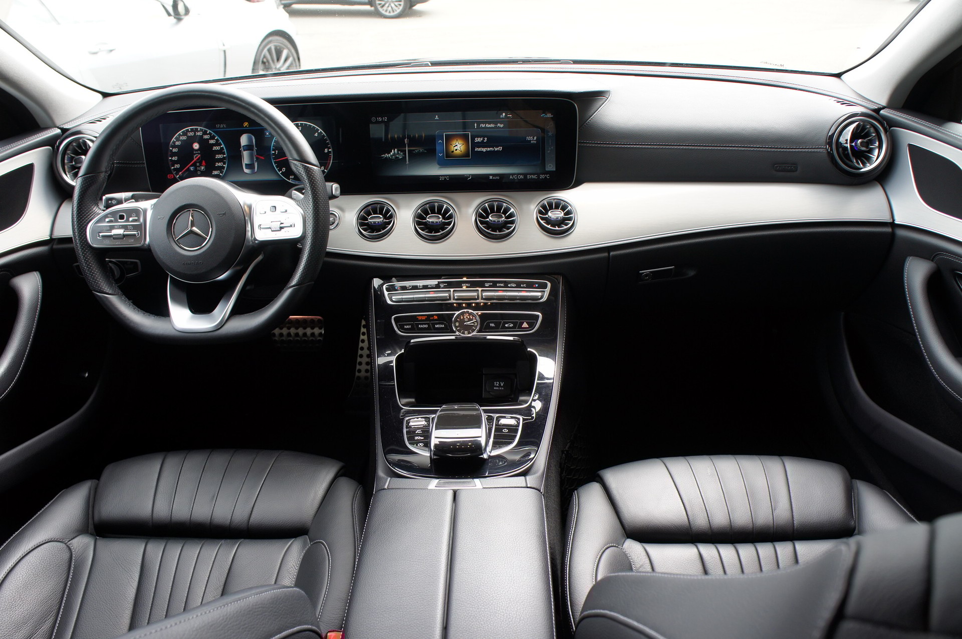 MERCEDES-BENZ CLS 350 d AMG Line 4Matic 9G-Tronic-image-10