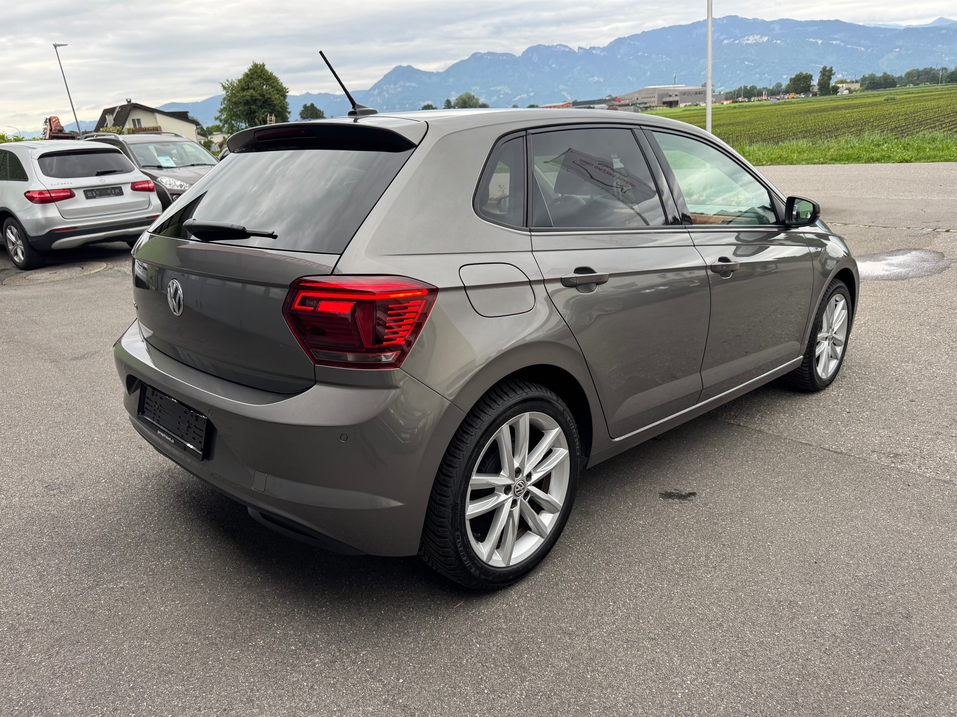 VW Polo 1.6 TDI Highline-showroom-element-3