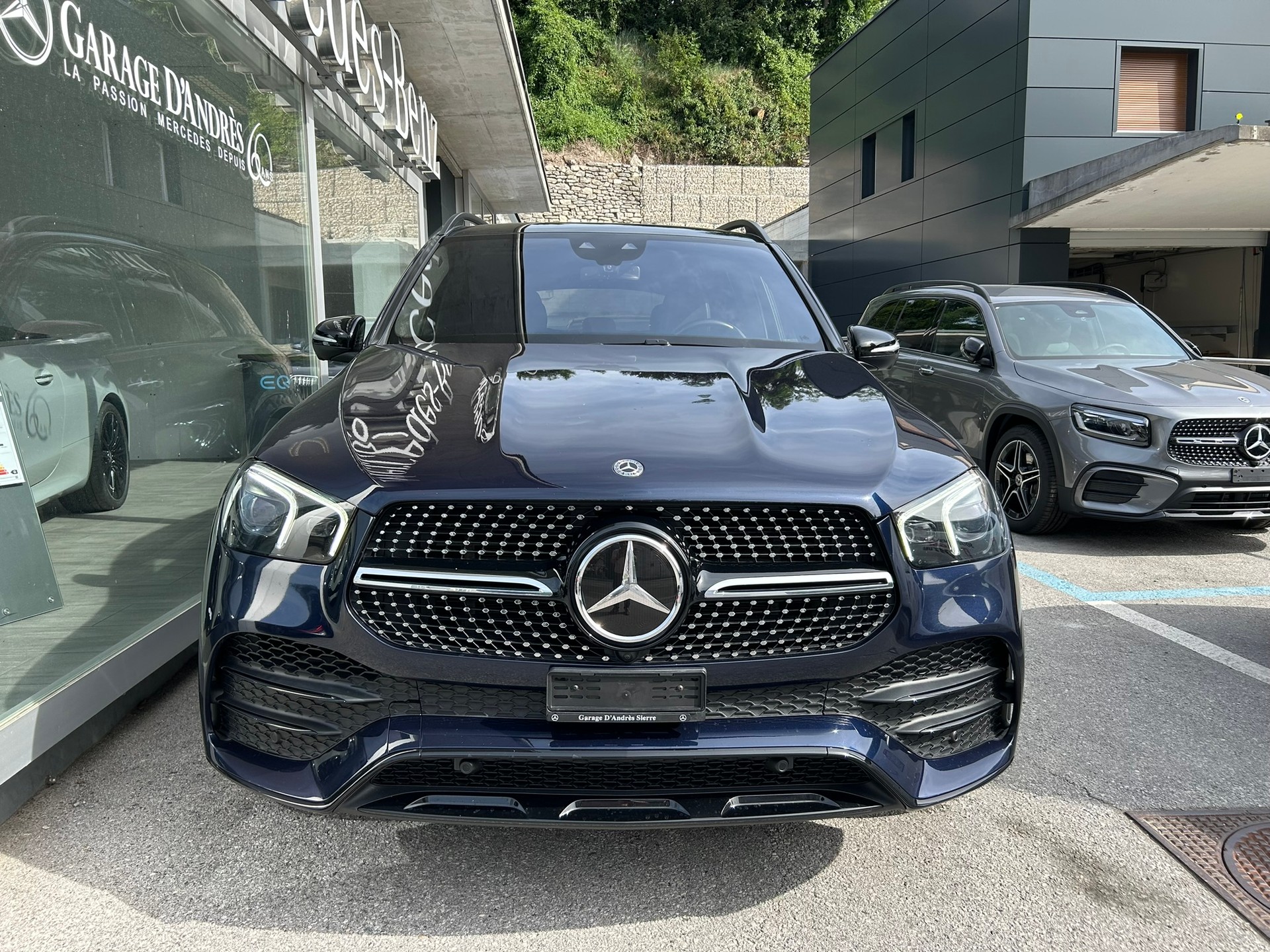 MERCEDES-BENZ GLE 400 d 4Matic AMG Line 9G-Tronic-showroom-element-1