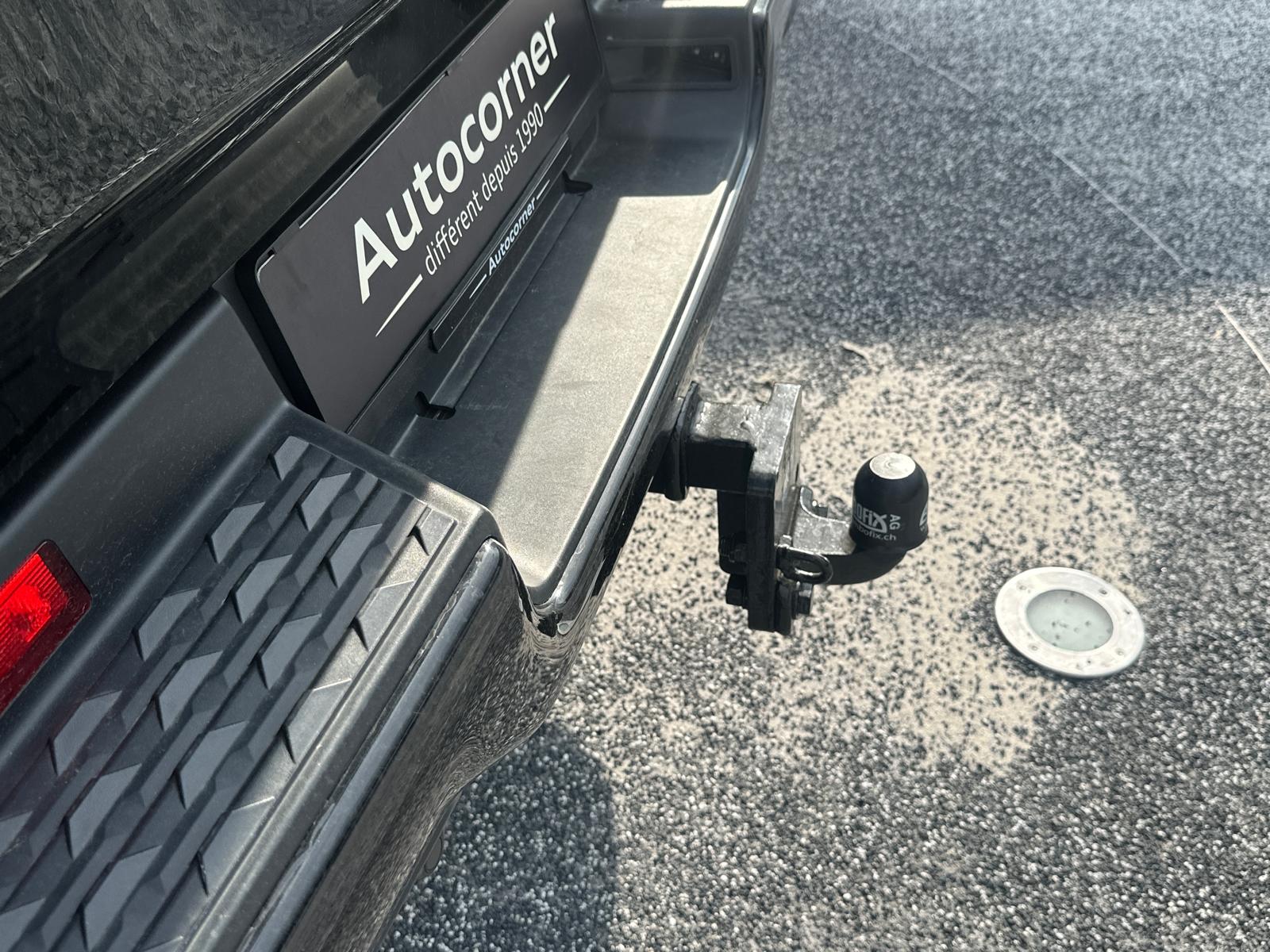 DODGE Crew Cab Laramie-image-8