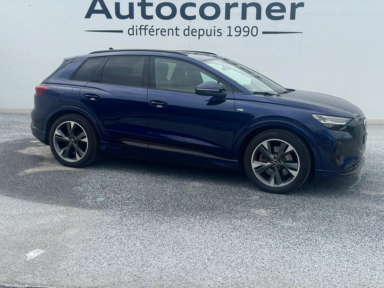 AUDI Q4 e-tron 50 quattro-showroom-element-2