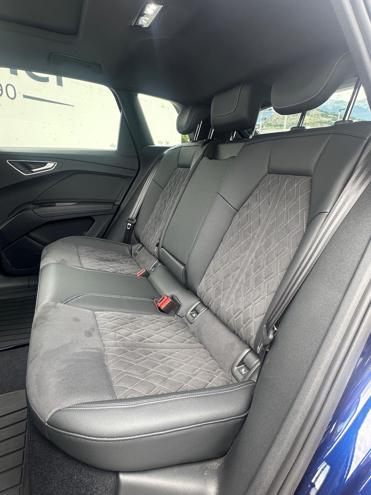 AUDI Q4 e-tron 50 quattro-image-9