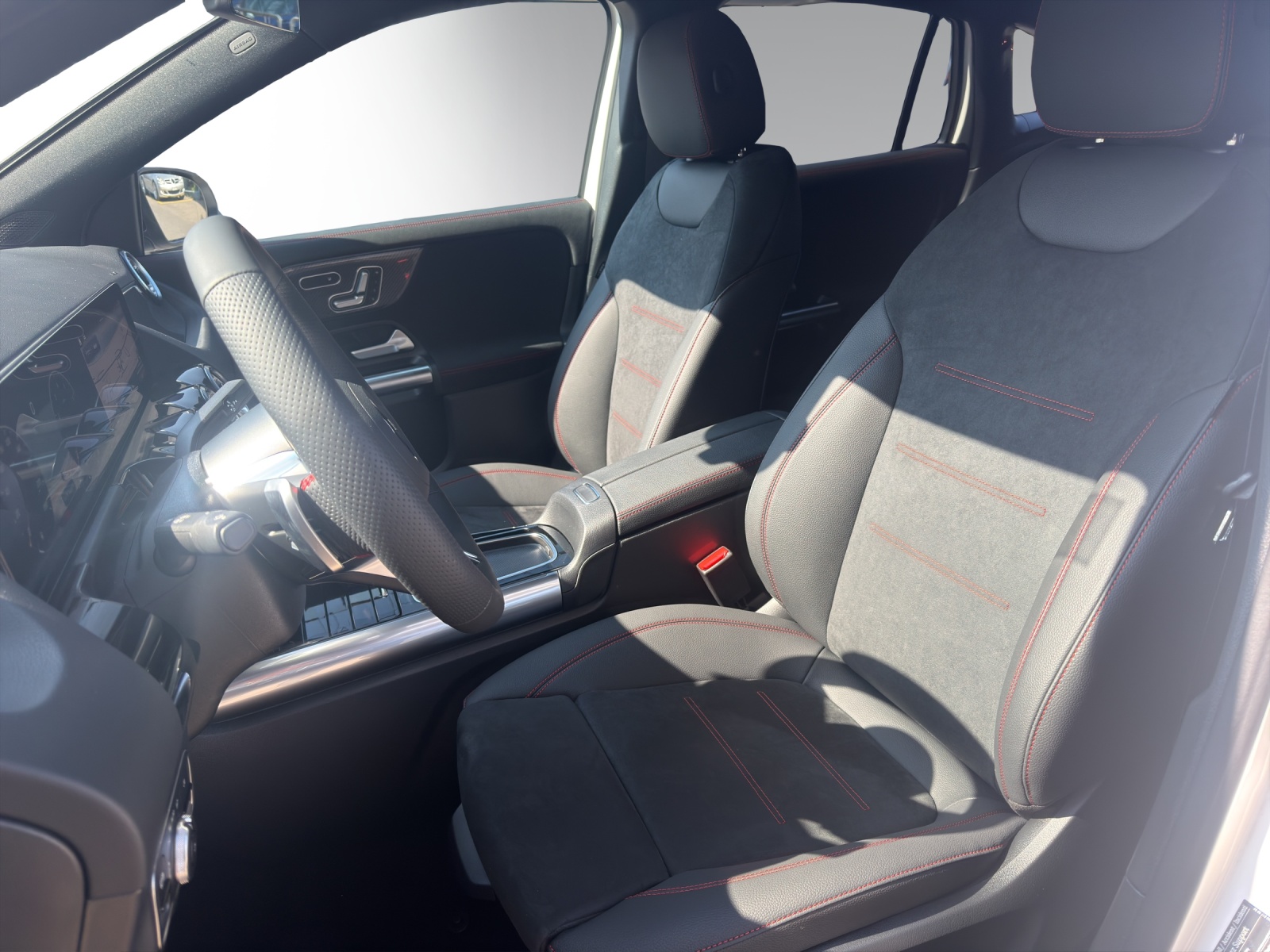 Image MERCEDES-BENZ GLA-220 GLA 220 4Matic 8G-DCT