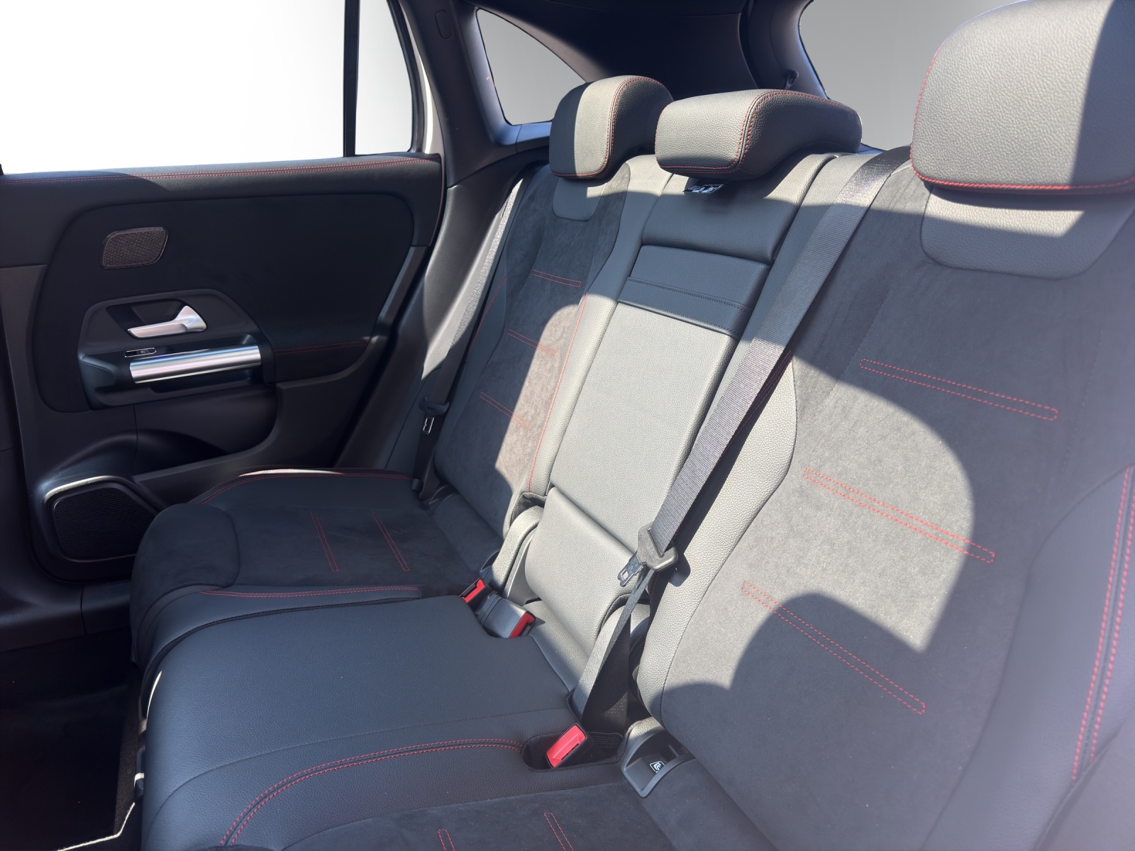 Image MERCEDES-BENZ GLA-220 GLA 220 4Matic 8G-DCT