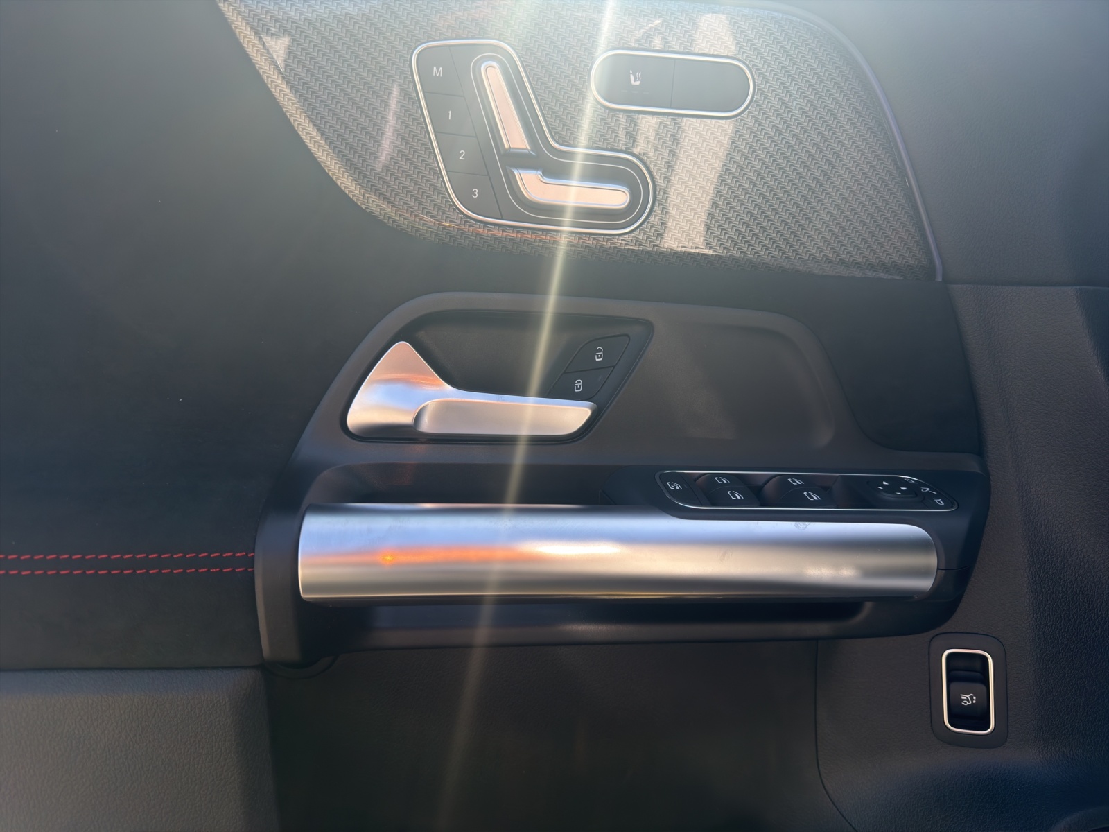 Image MERCEDES-BENZ GLA-220 GLA 220 4Matic 8G-DCT