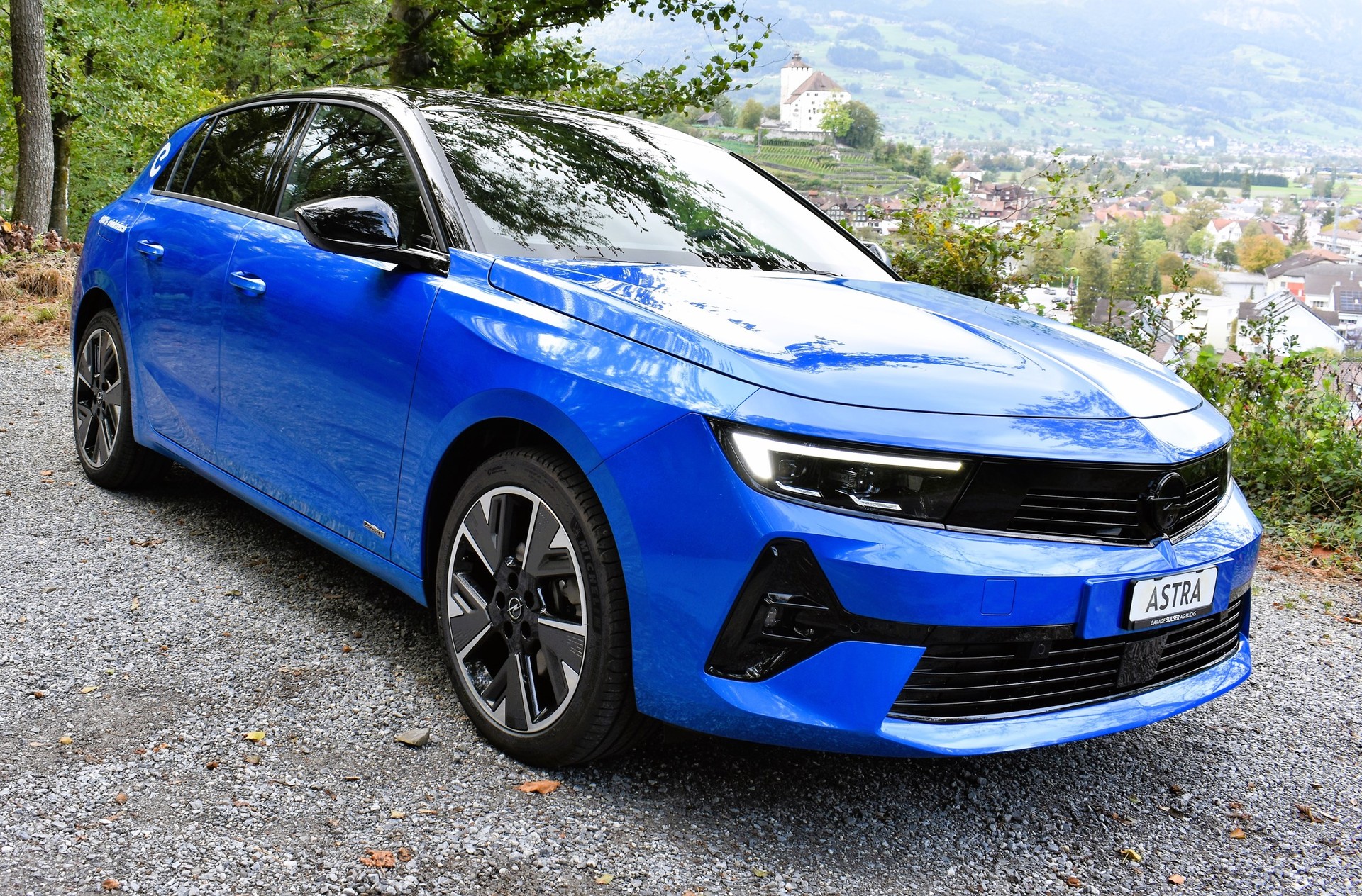 OPEL Astra-e L 54 kWh Swiss Plus-showroom-element-2