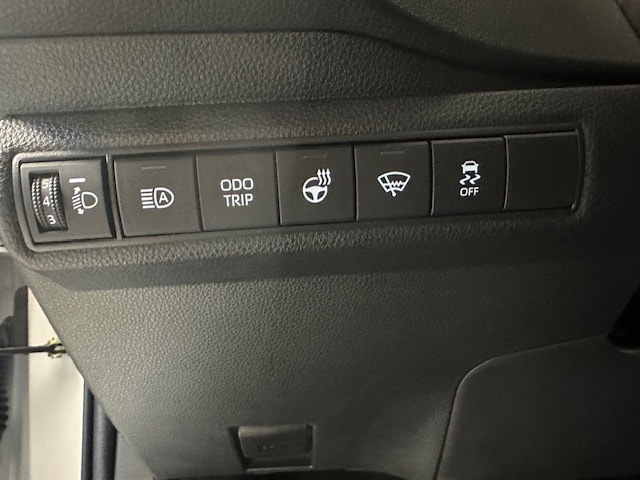 SUZUKI Swace 1.8 Hybrid Compact Top E-CVT-image-6