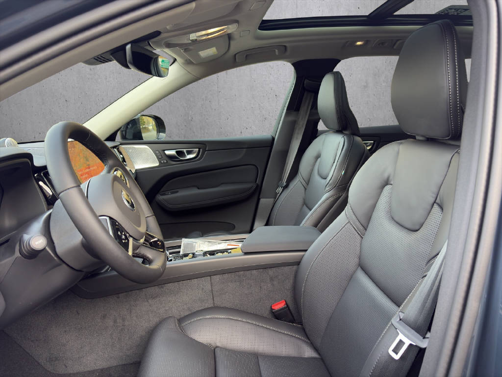 Image VOLVO XC60 XC60 2.0 T6 TE Ultra Dark eAWD