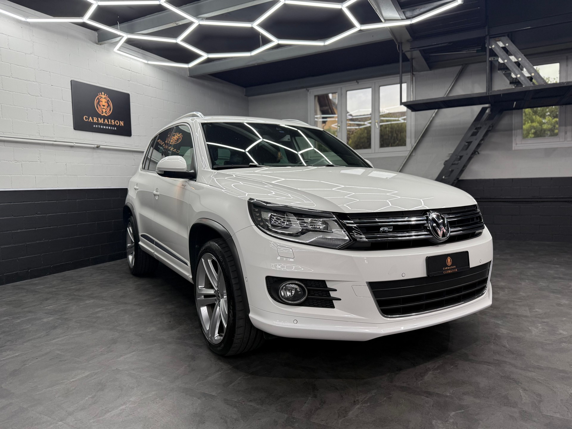 VW Tiguan 2.0 TDI BMT R-Line Design 4Motion DSG