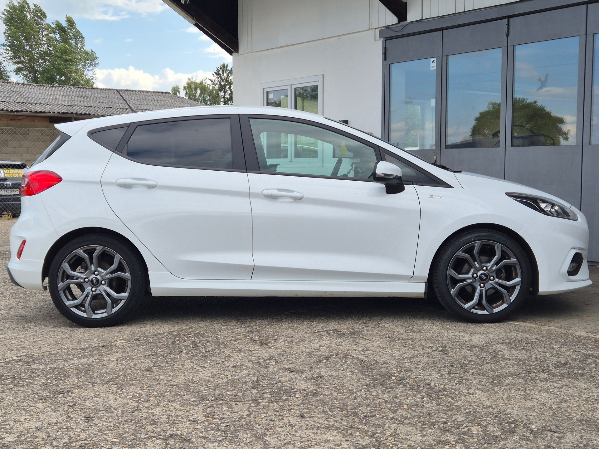 FORD FIESTA 1.0 SCTI ST LINE-showroom-element-3