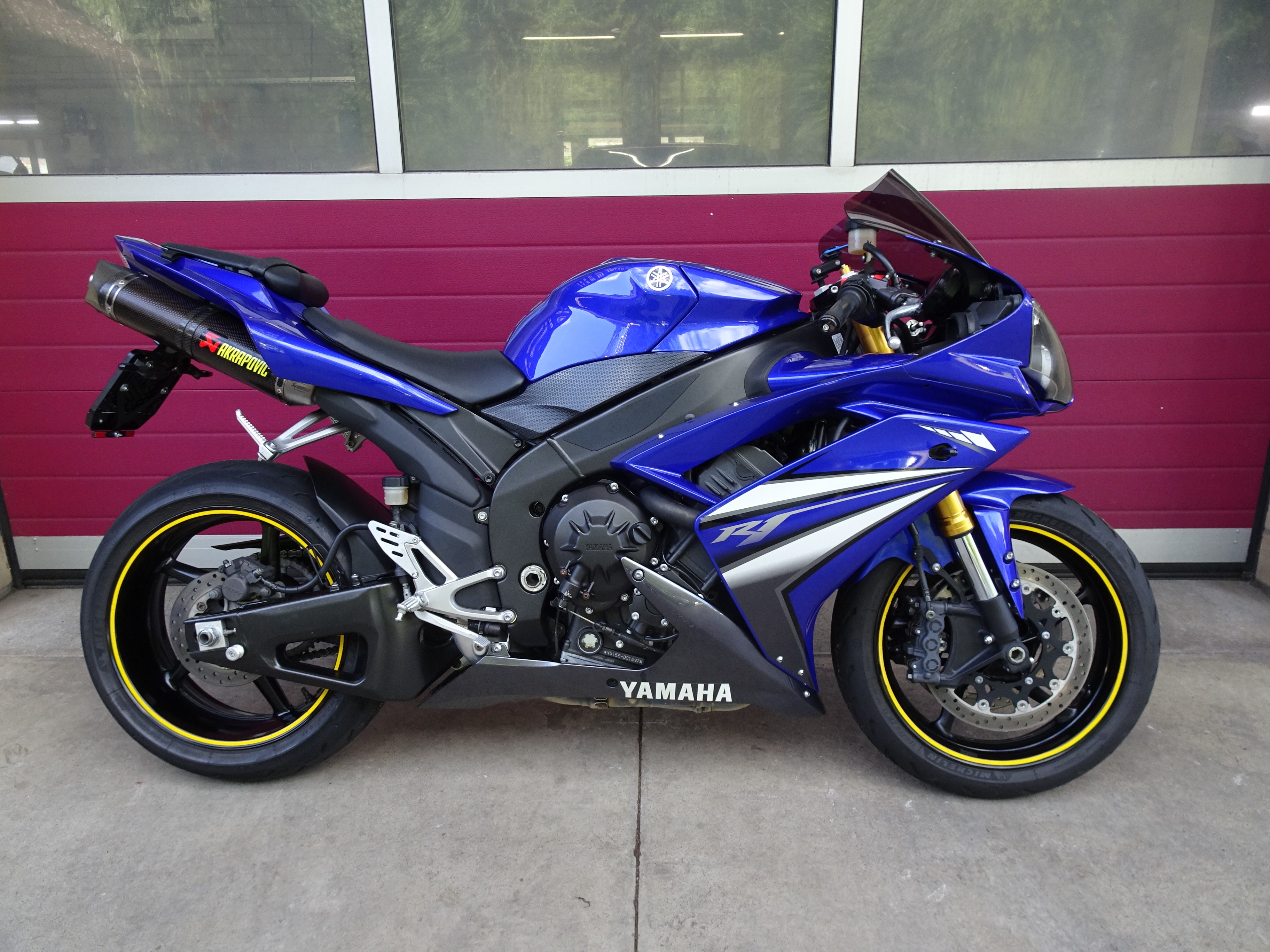 YAMAHA YZF-R1 Kaufen
