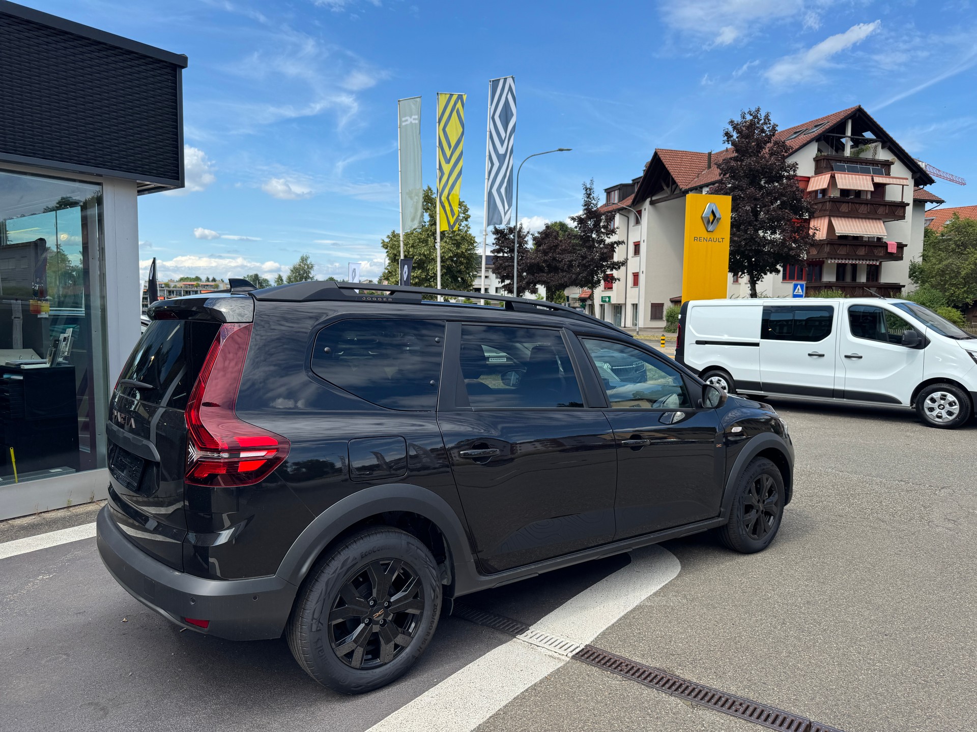 DACIA Jogger HEV 140 Extreme-showroom-element-1